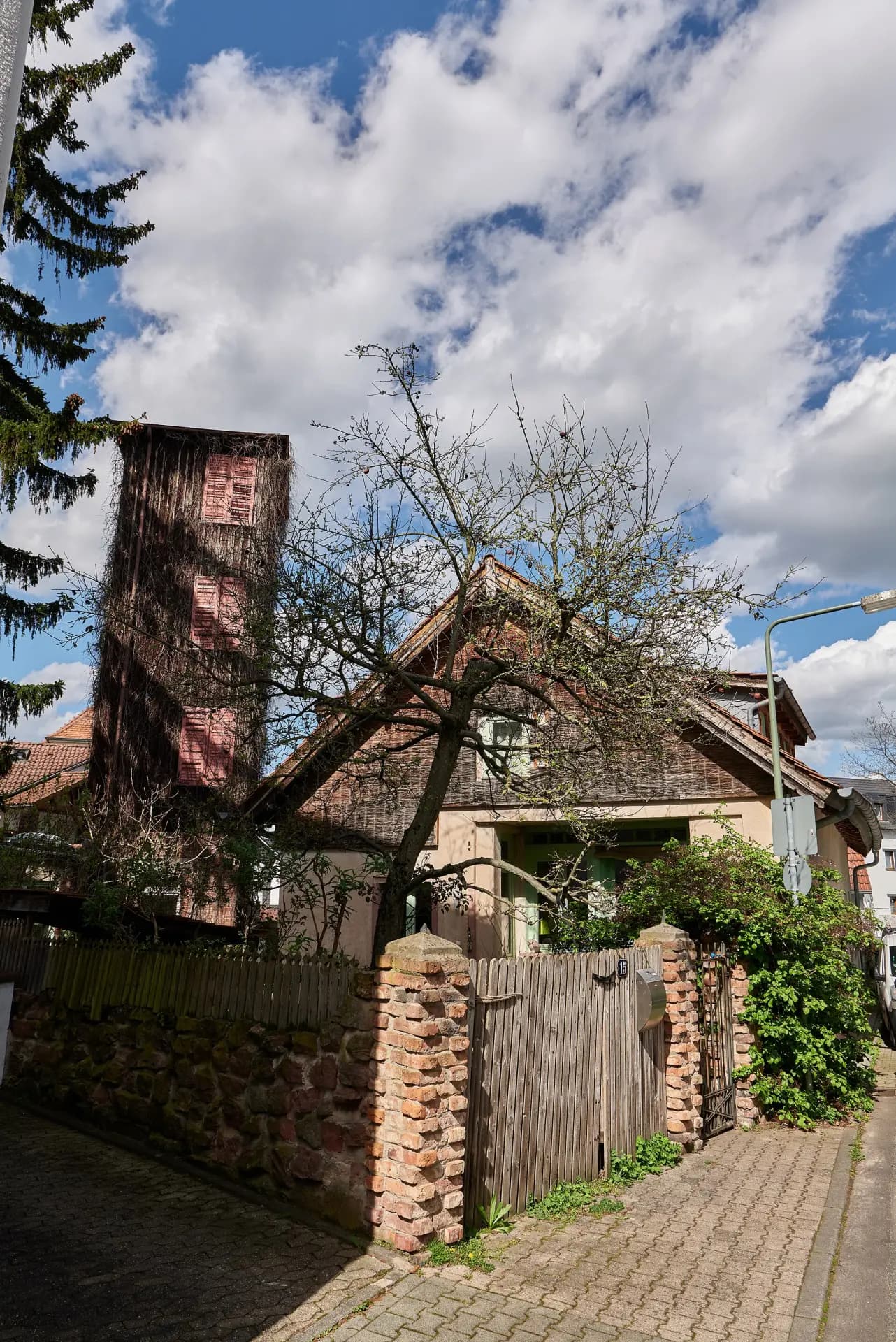 Fachwerkhof an der Ginnheimer Mühlgasse in Frankfurt Ginnheim