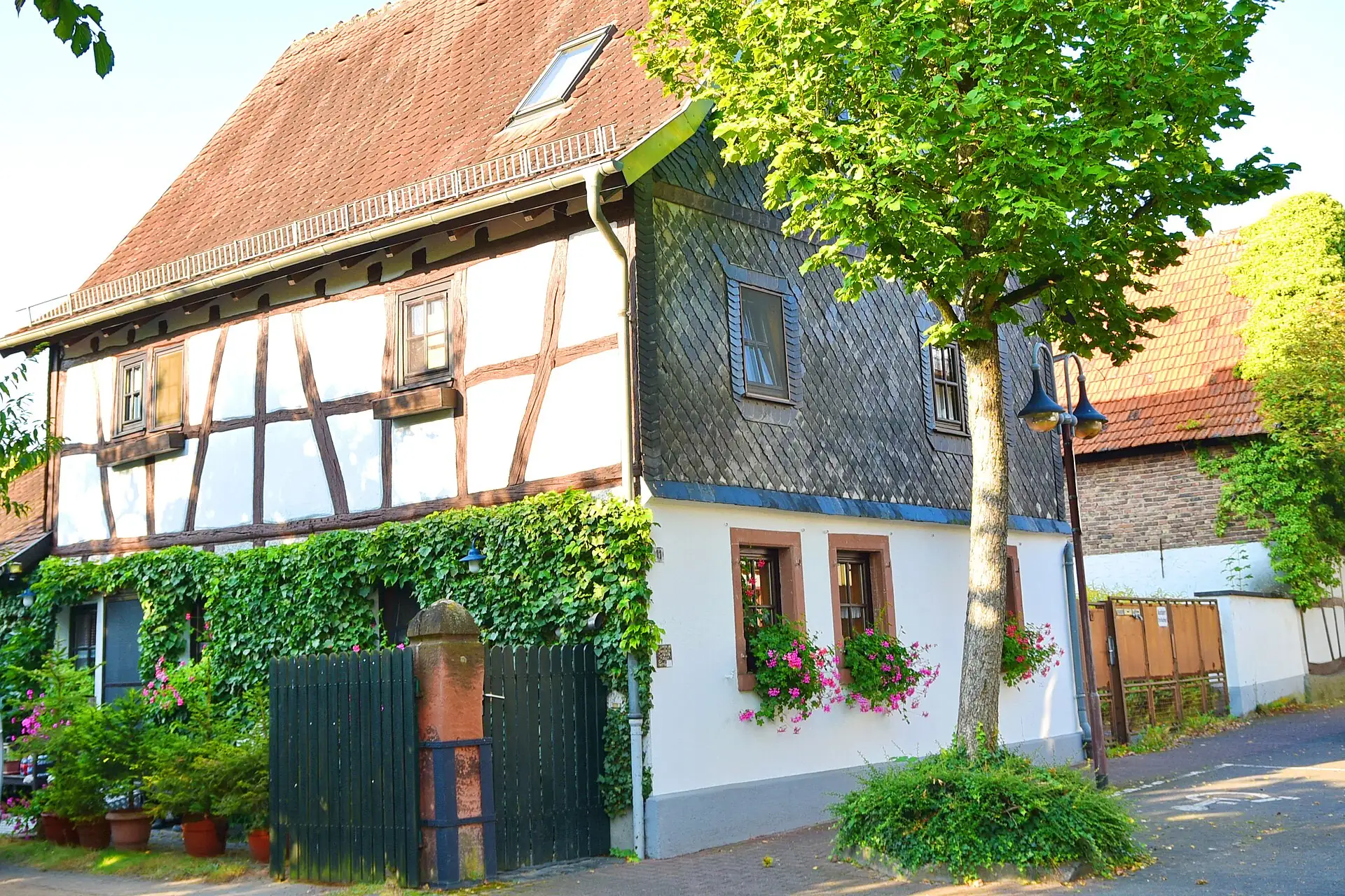 Fachwerkhof in der Wilhelmstraße in Obertshausen