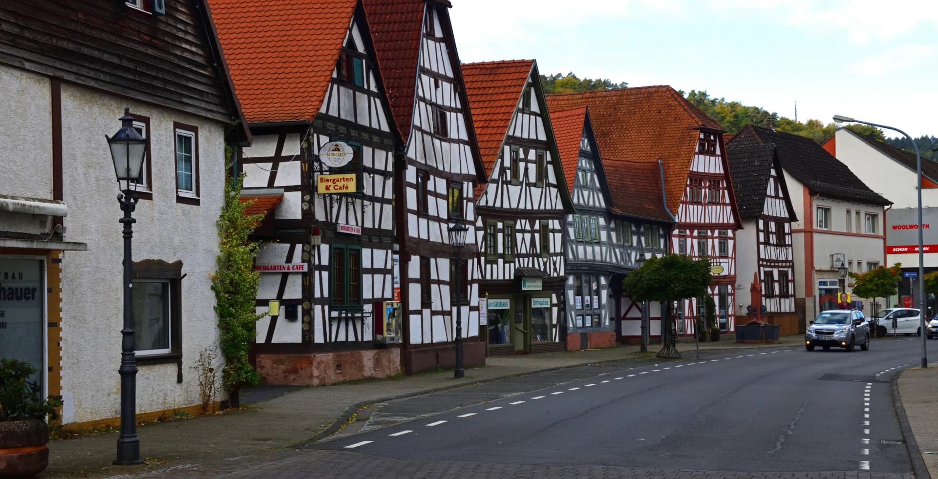 Fachwerkzeile in der Erbacher Straße in Höchst im Odenwald