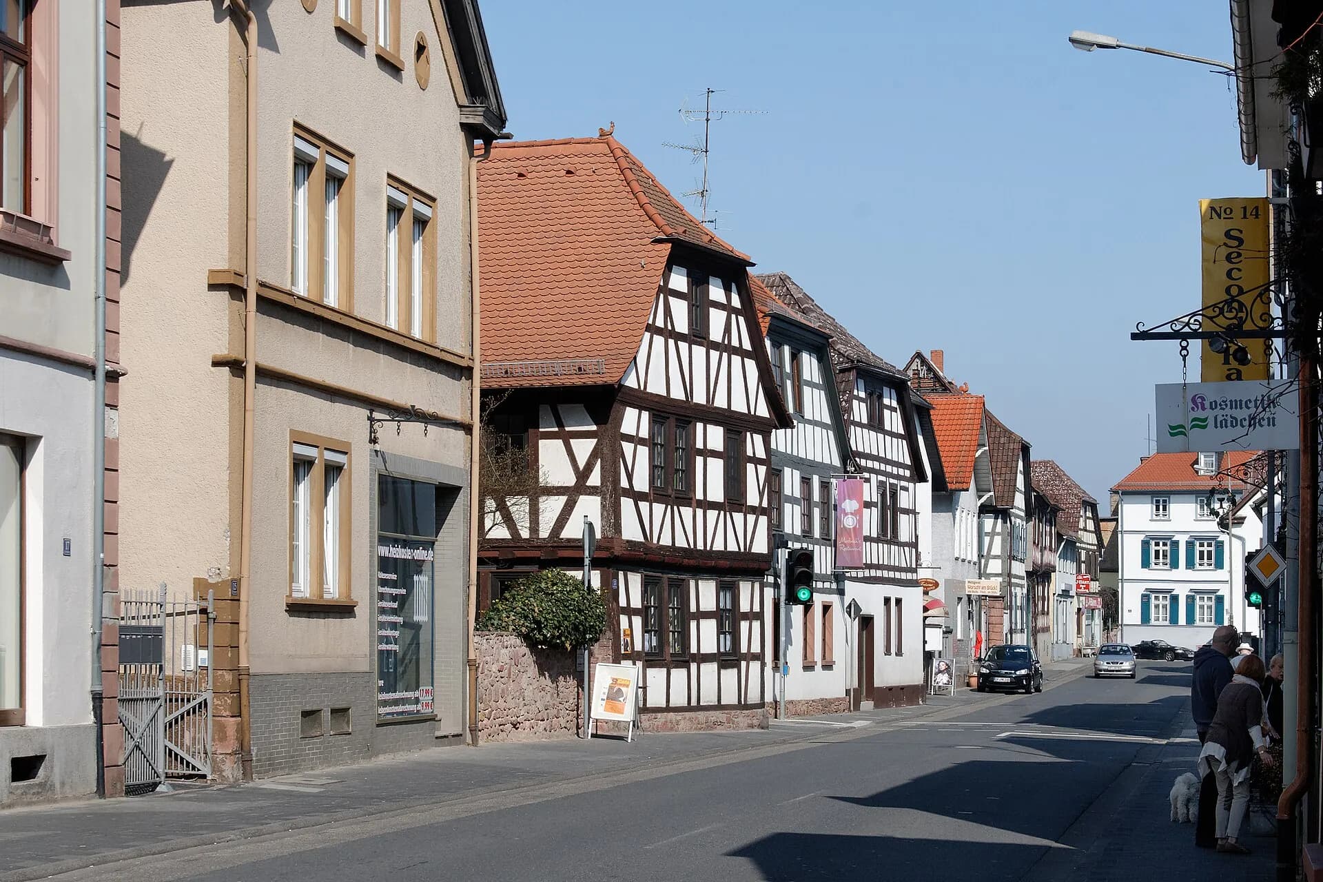 Straßenzug der Fahrgasse in Langen