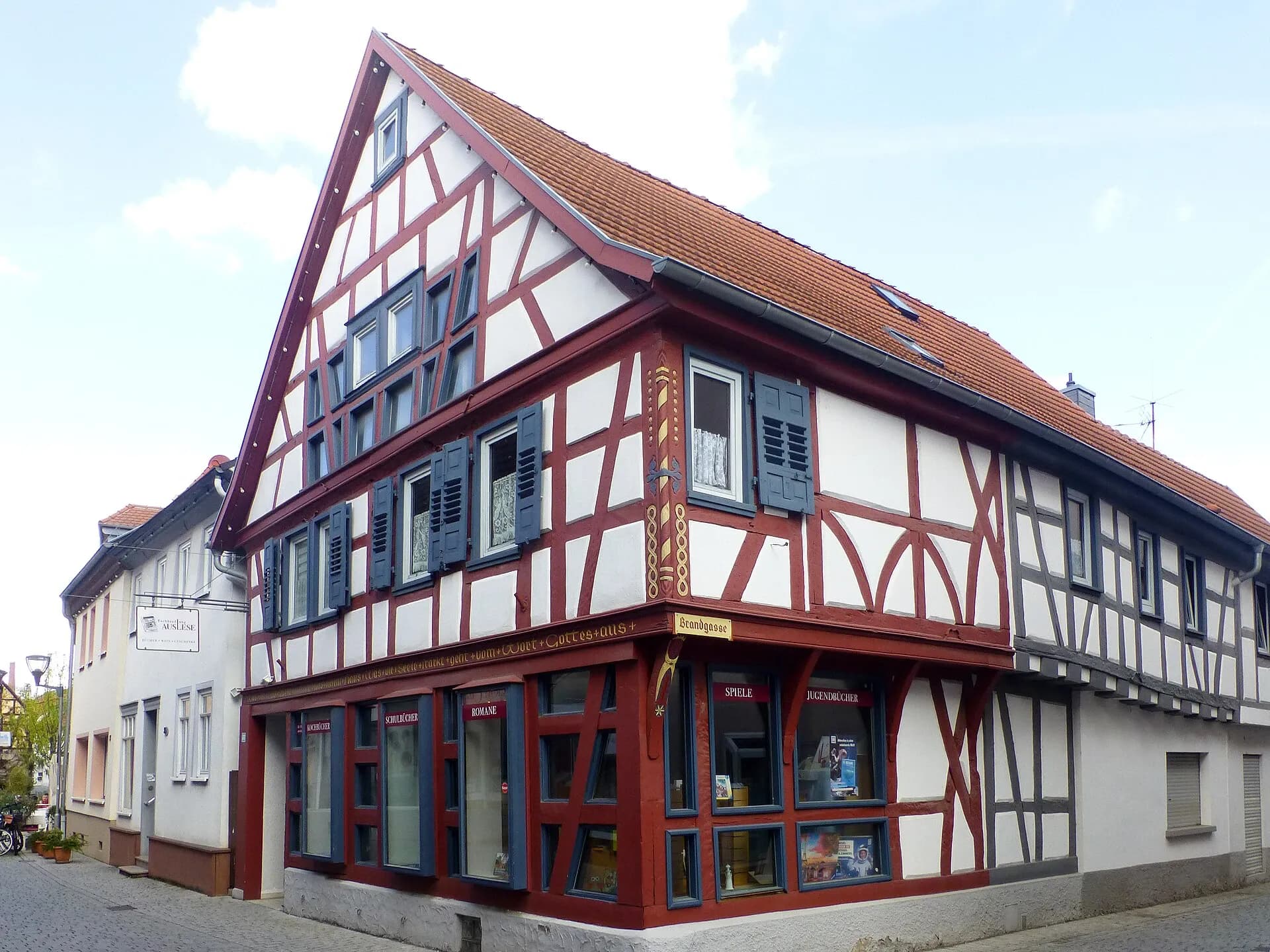 Fachwerk-Eckhaus in der Fahrstraße 33 in Babenhausen