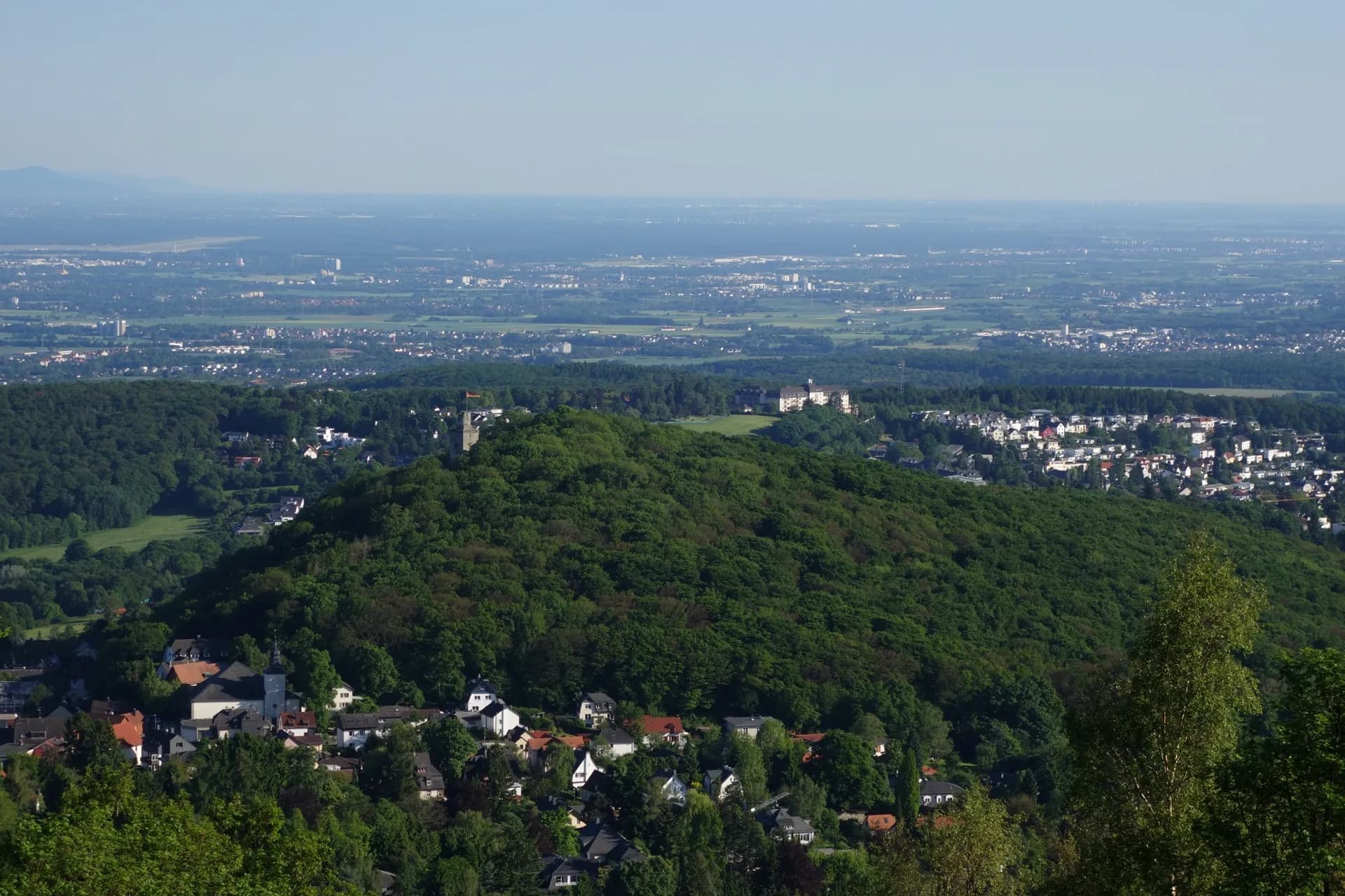 Blick auf Burghain Falkenstein