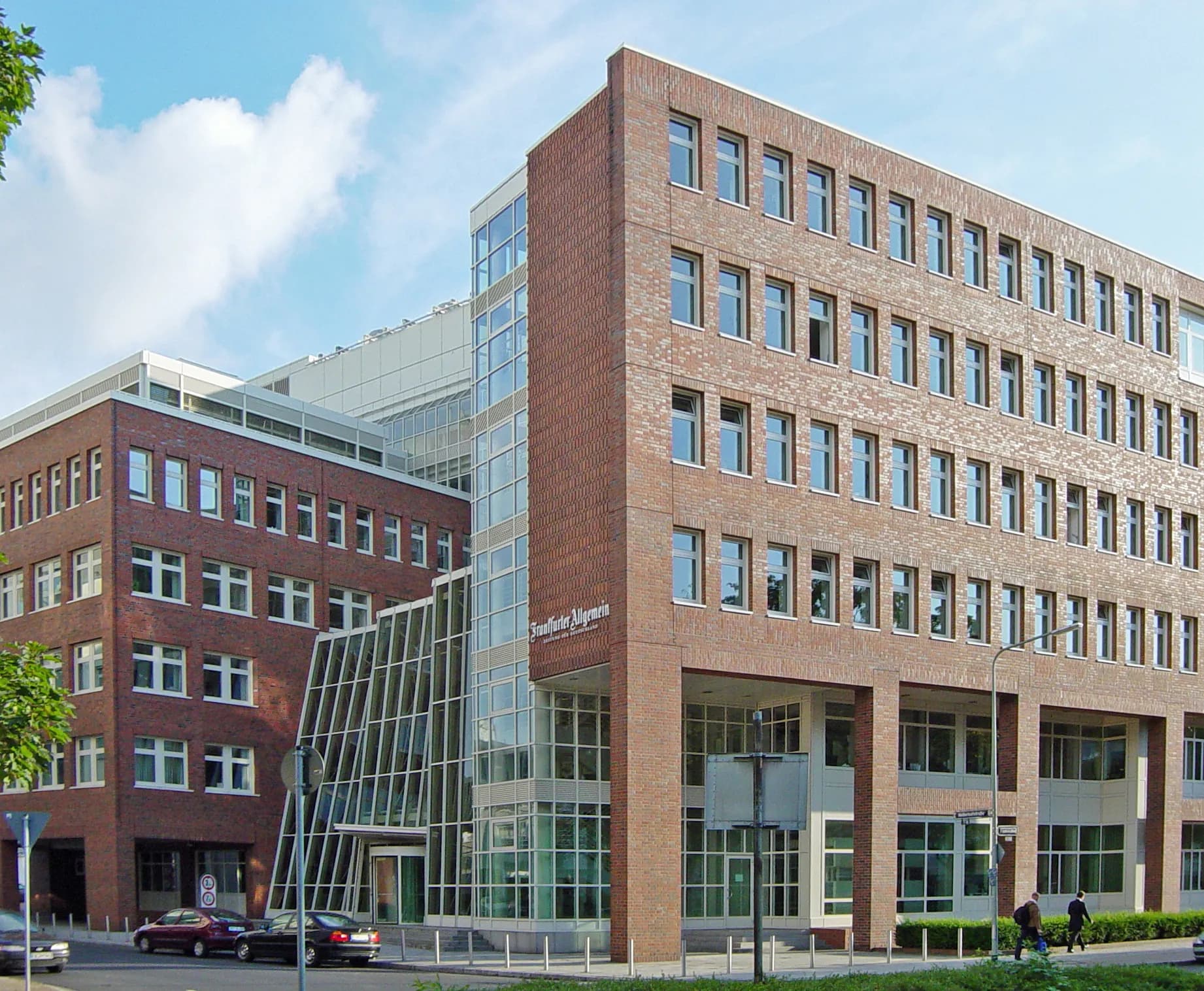 Eckansicht des FAZ-Gebäudes im Frankfurter Gallus