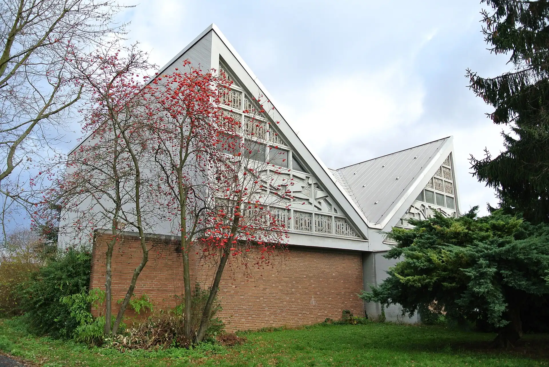 Festeburgkirche in Frankfurt-Preungesheim