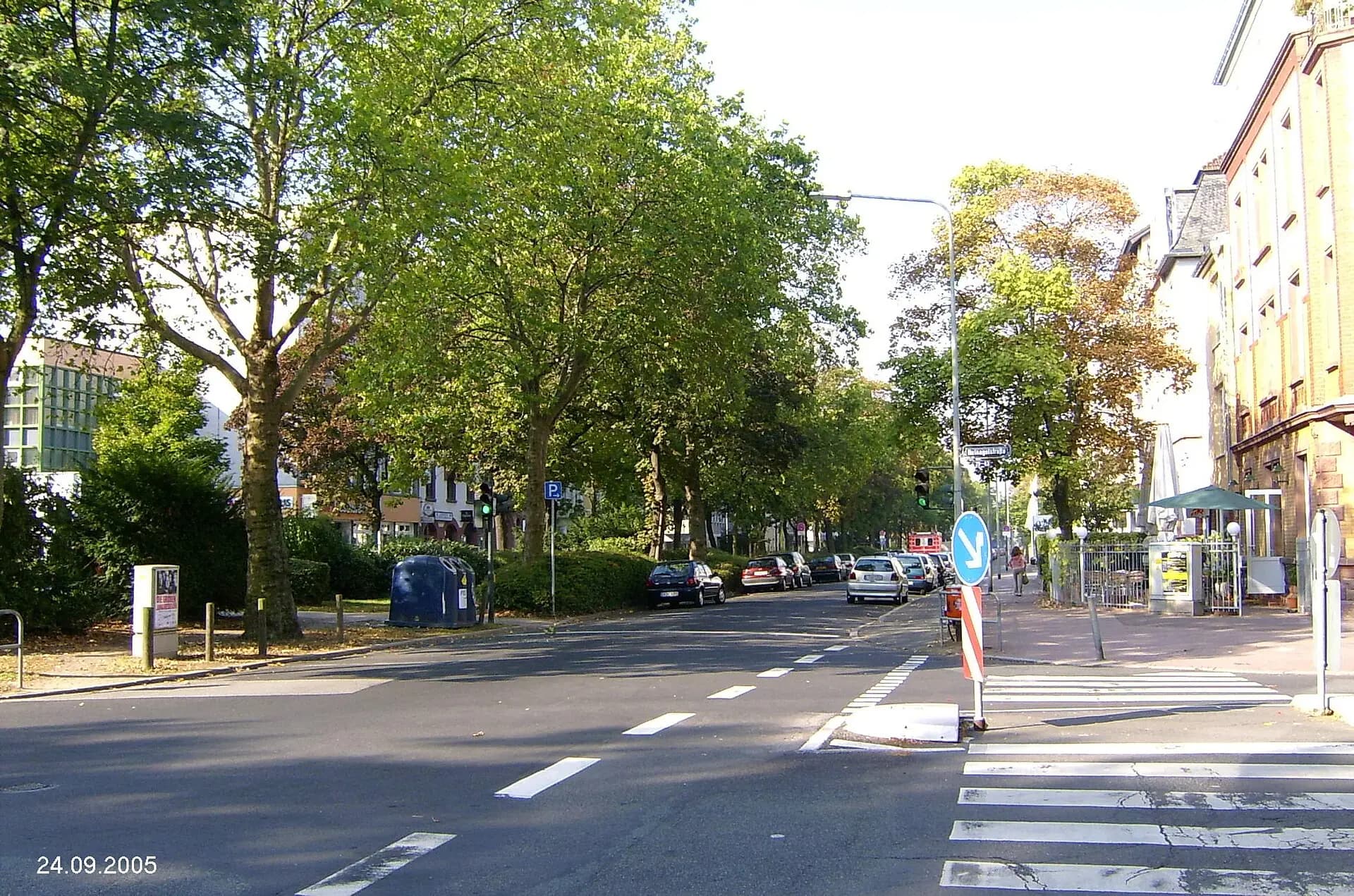 Frankenallee auf Höhe der Hufnagelstraße im Frankfurter Gallus