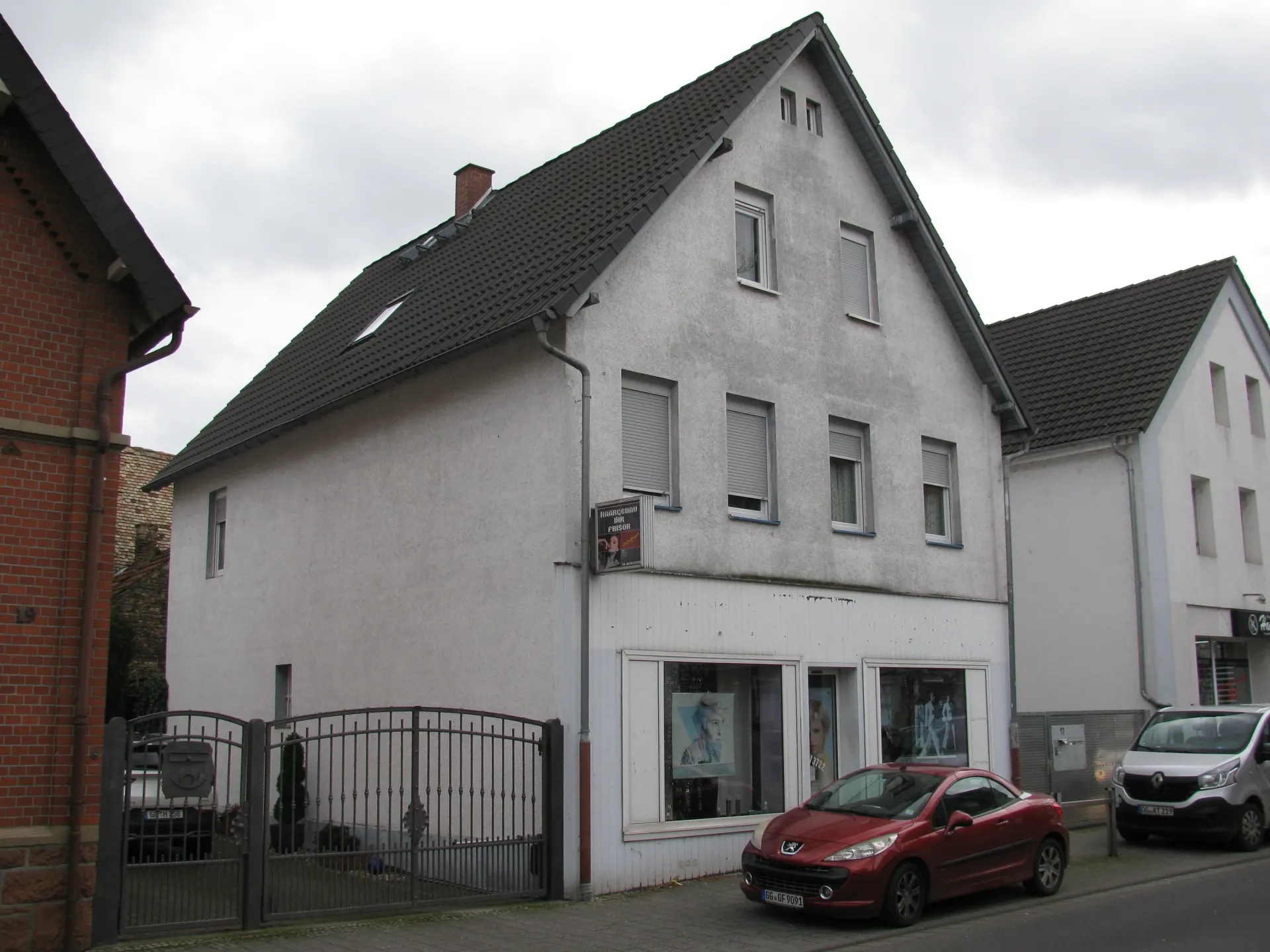 Wohn- und Geschäftshaus in der Frankfurter Straße 17 in Raunheim