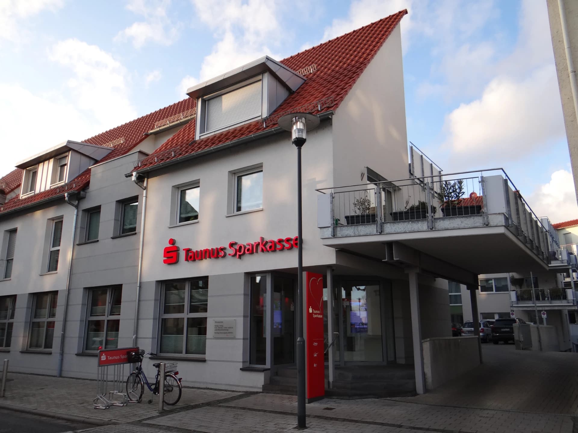 Wohn- und Geschäftshaus in der Frankfurter Straße 18 in Hochheim am Main