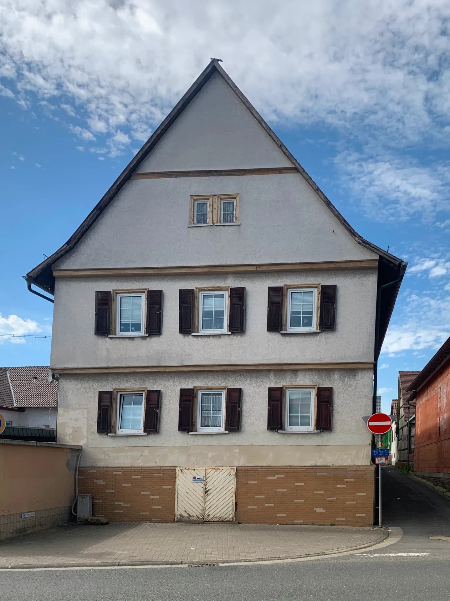 Giebelhaus in der Frankfurter Straße 19 in Nieder-Wöllstadt