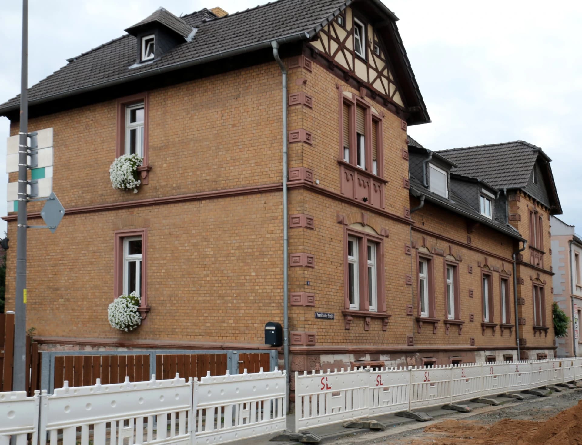 Doppelhaus Frankfurter Straße 4-6 in Dieburg