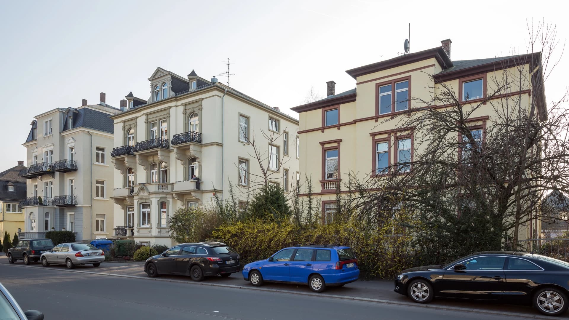 Wohnhäuser in der Frankfurter Straße 8 bis 12 in Bad Nauheim