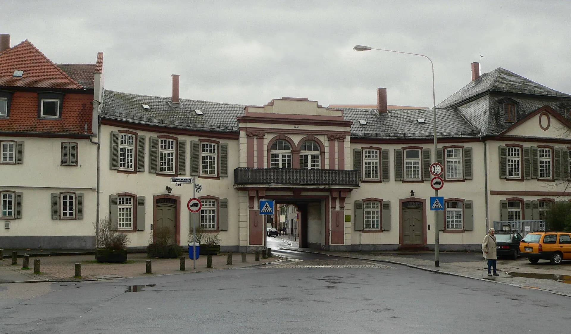 Hofanlage des Frauenhofs in Frankfurt Niederrad