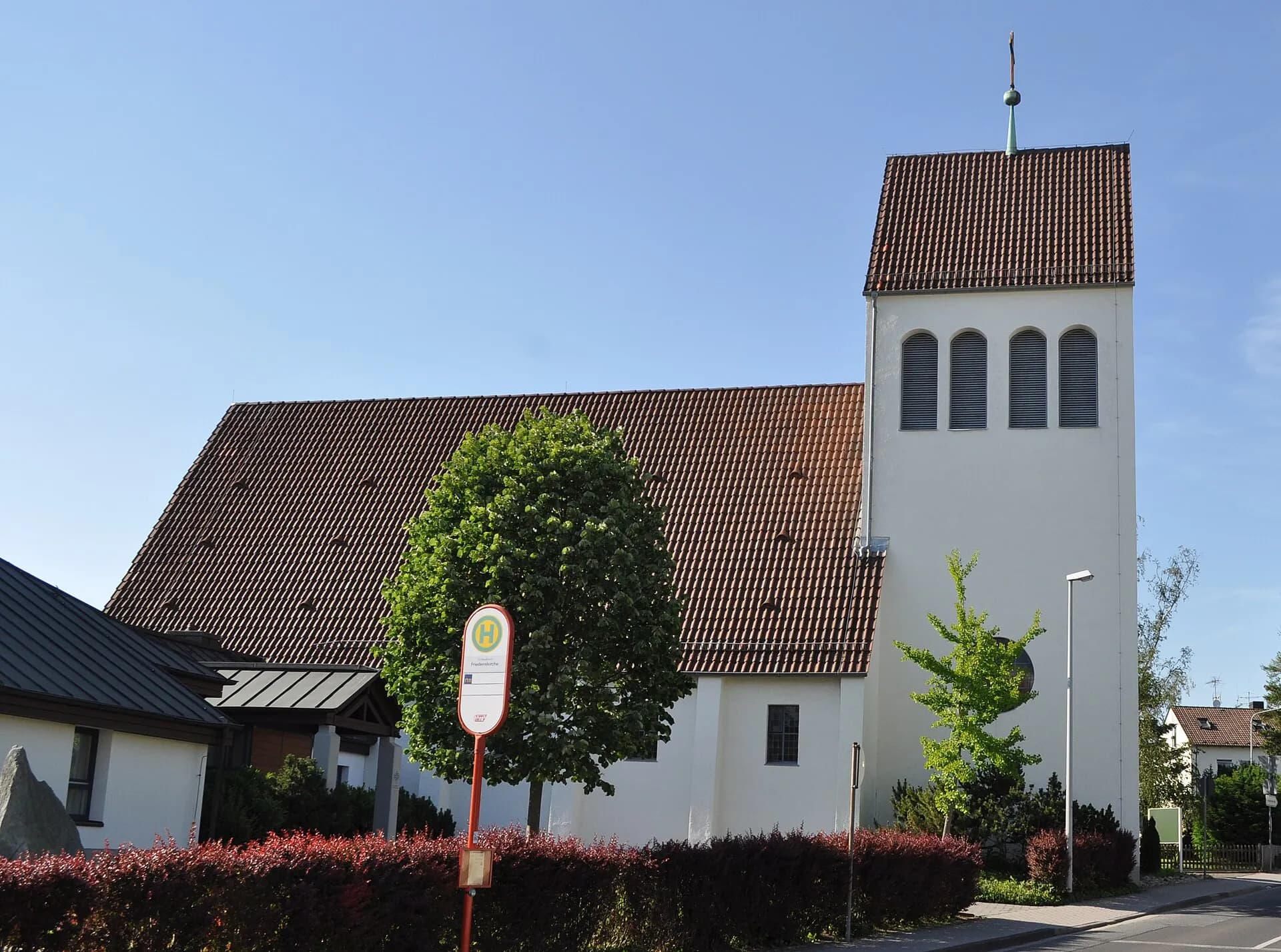Friedenskirche in Schwalbach am Taunus