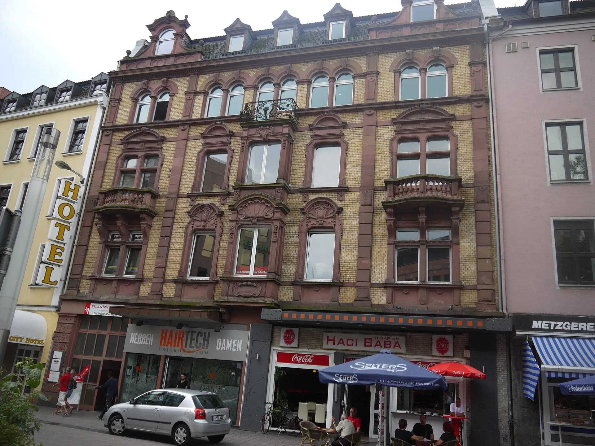 Gründerzeitliches Hotelgebäude in der Frohsinnstraße in Aschaffenburg