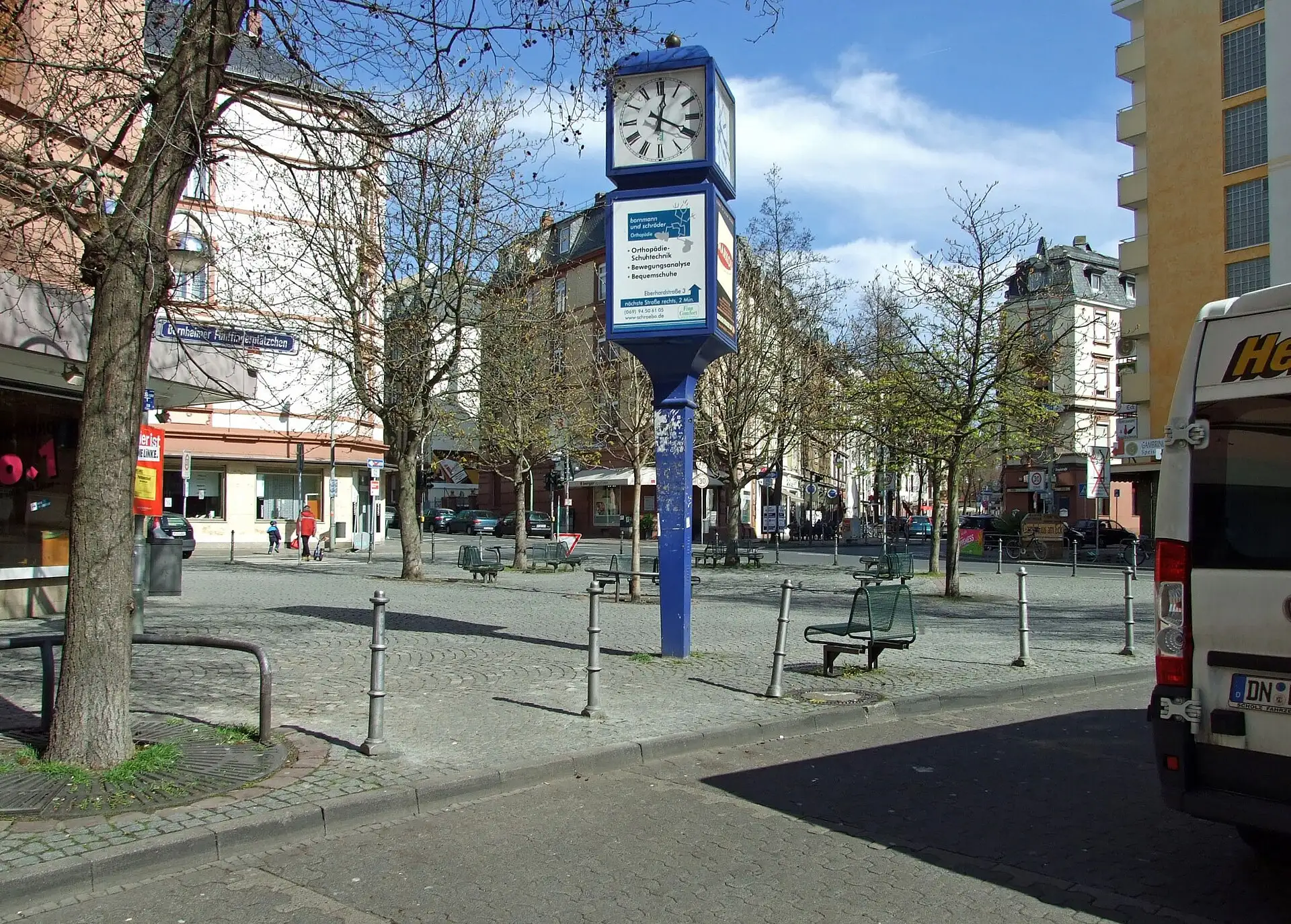 Uhrtürmchen am Fünffingerplätzchen in Frankfurt Bornheim