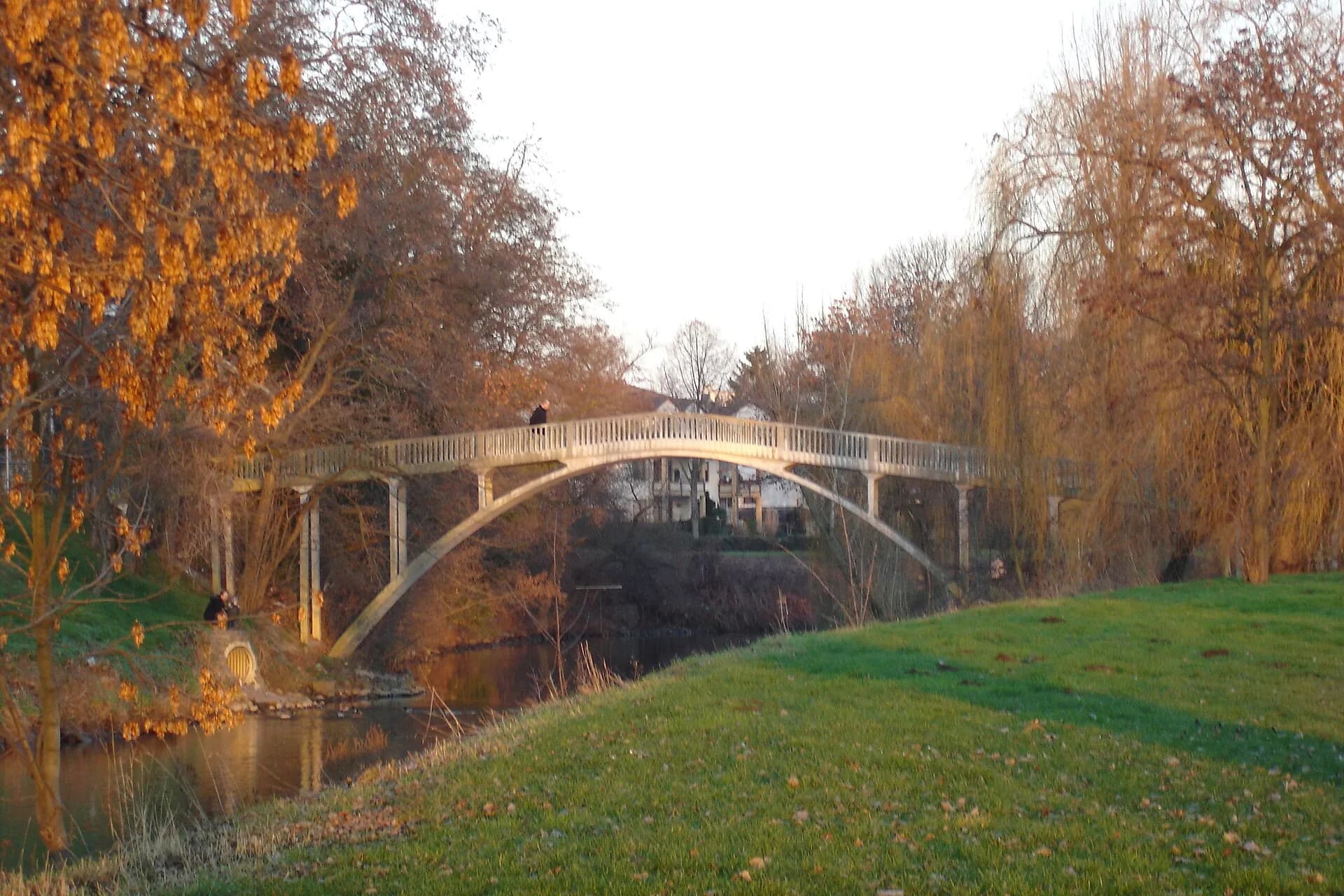 Bogenbrücke Gaasebrickelsche über die Nidda