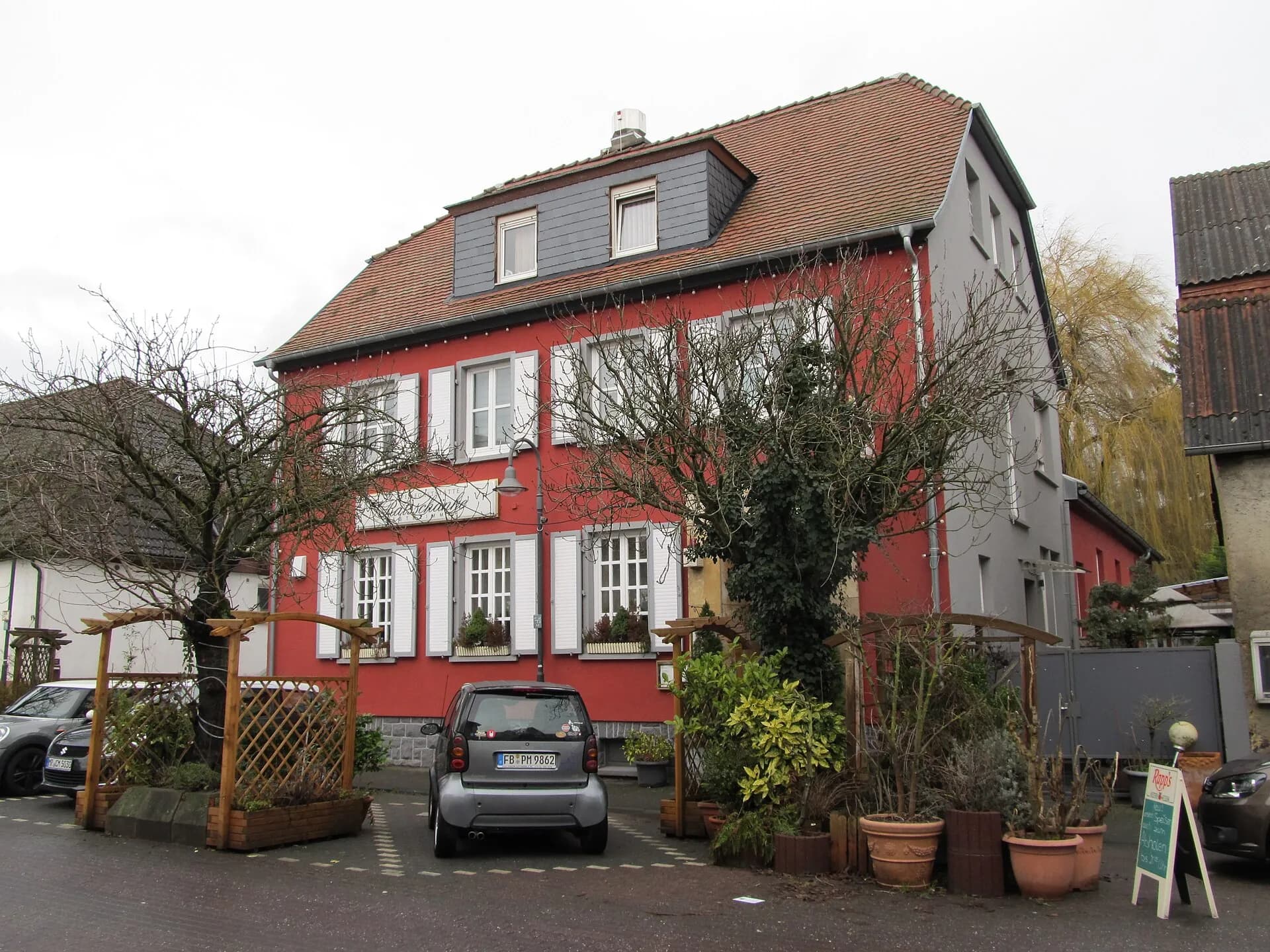 Gasthaus an der Frankfurter Straße in Kloppenheim, Karben