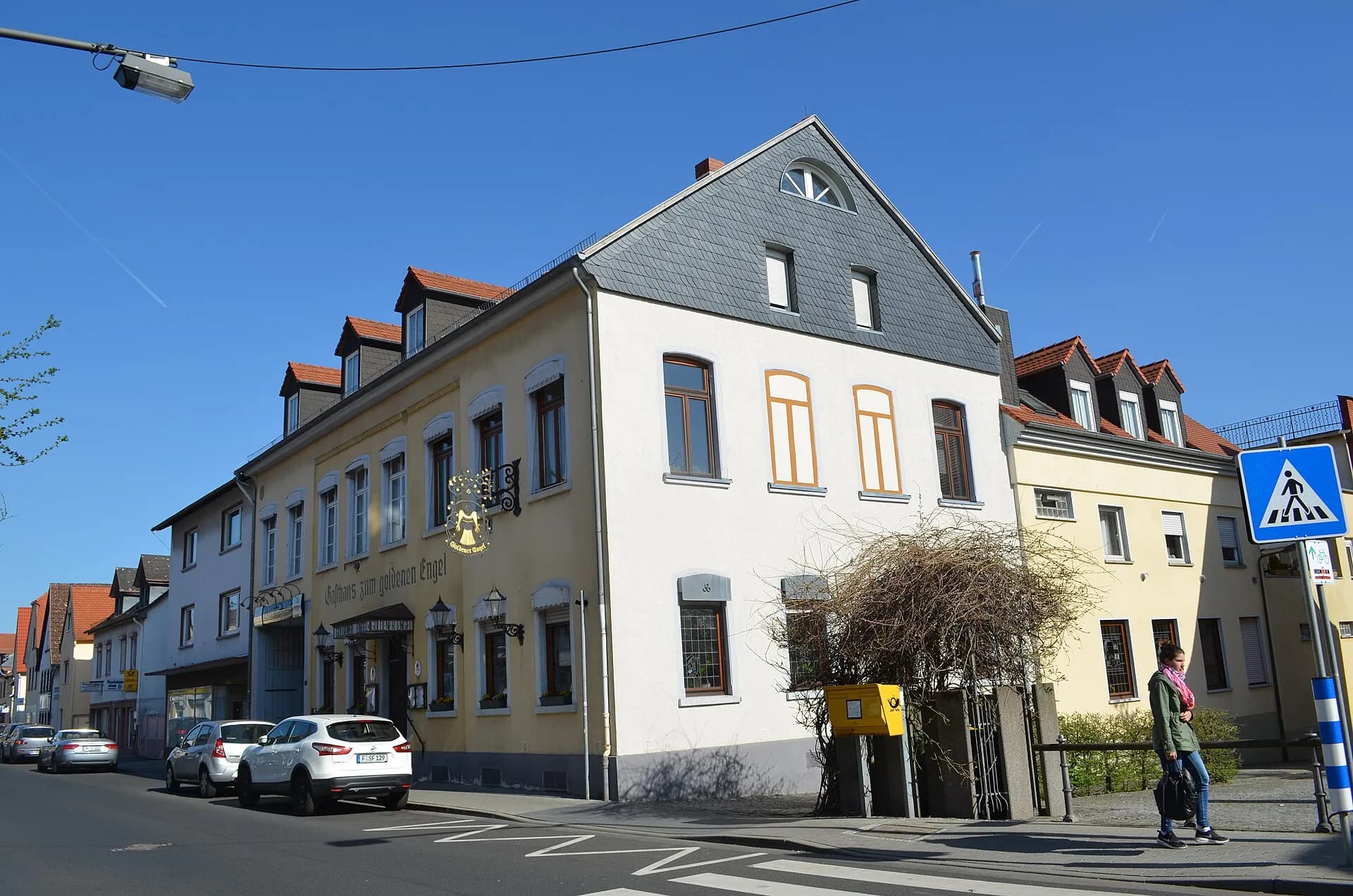 Gasthaus Goldener Engel an der Marktstraße in Frankfurt-Bergen-Enkheim