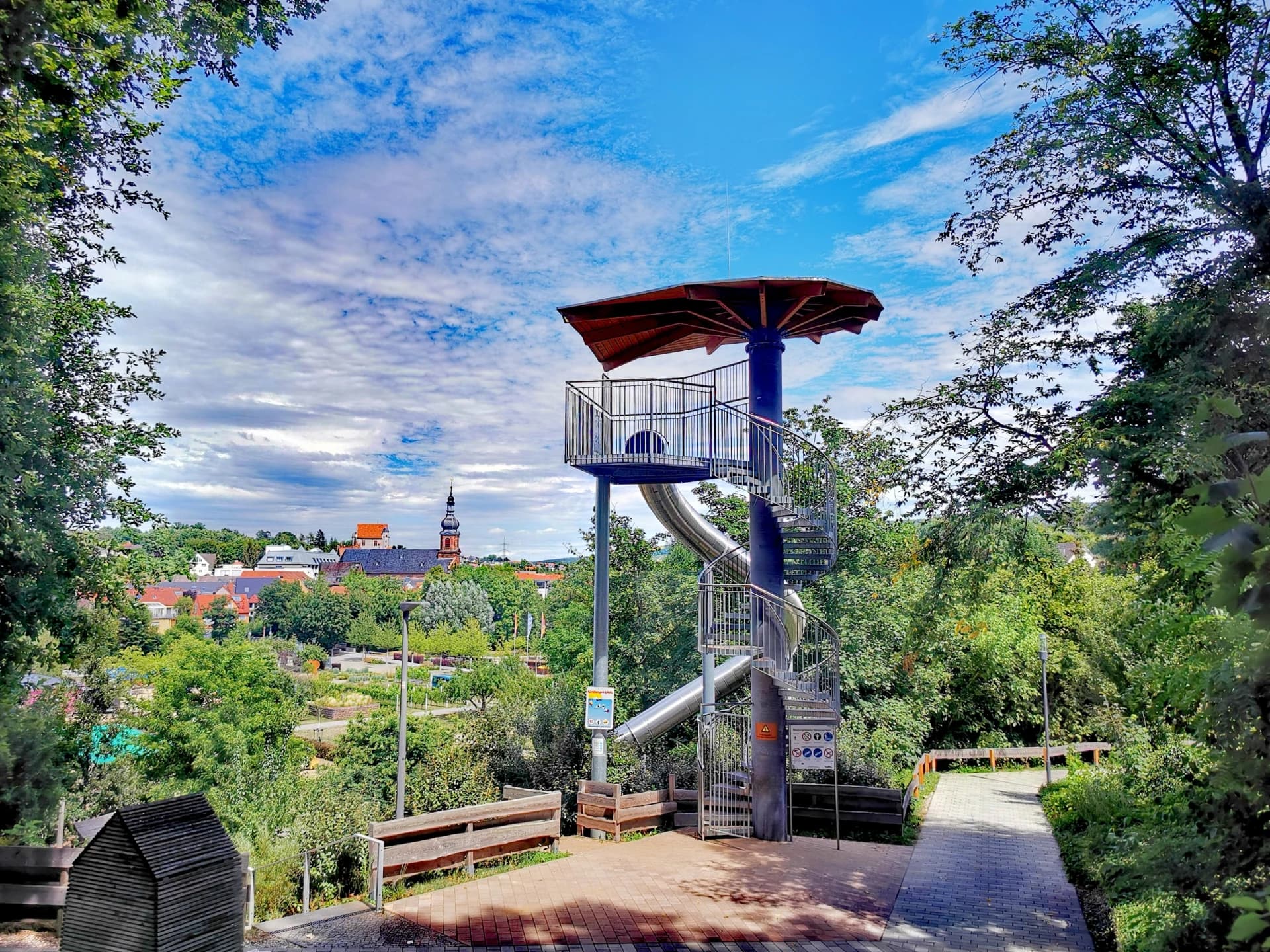 Rutschenturm im Generationenpark Alzenau