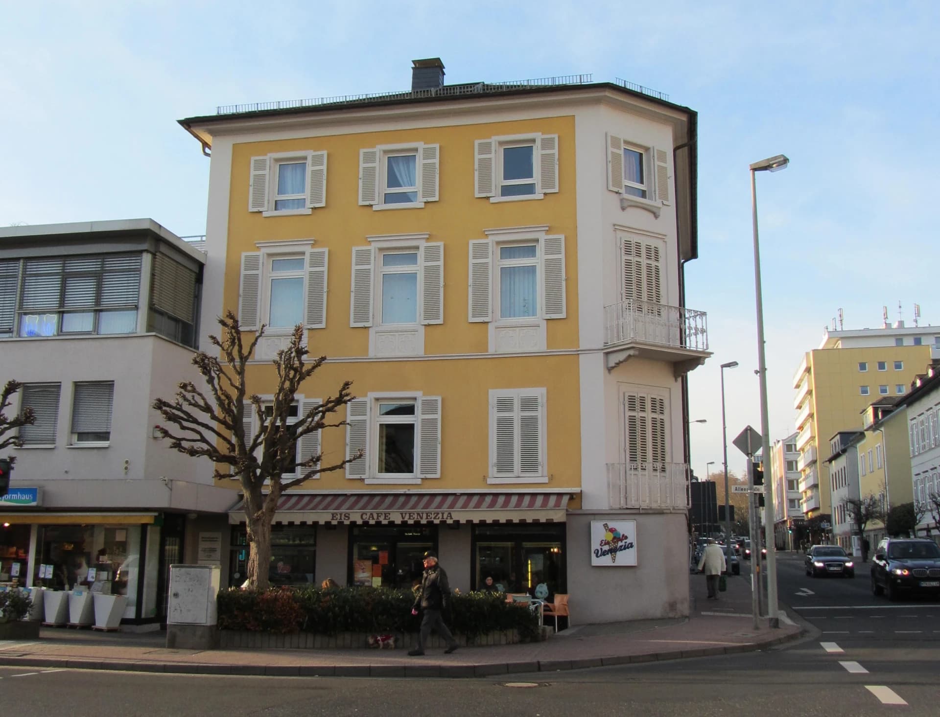 Geschäftshaus an der Königsteiner Straße in Bad Soden am Taunus