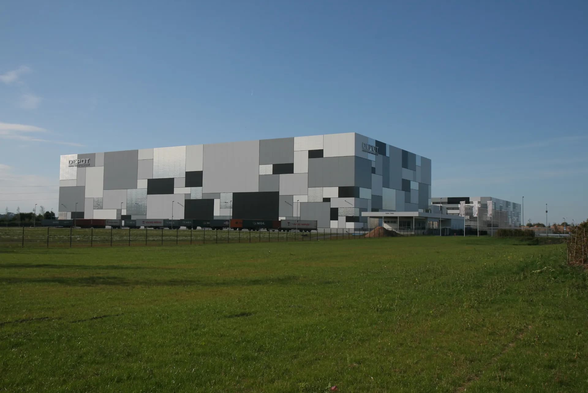 Logistikzentrum im Gewerbegebiet Gries in Niedernberg