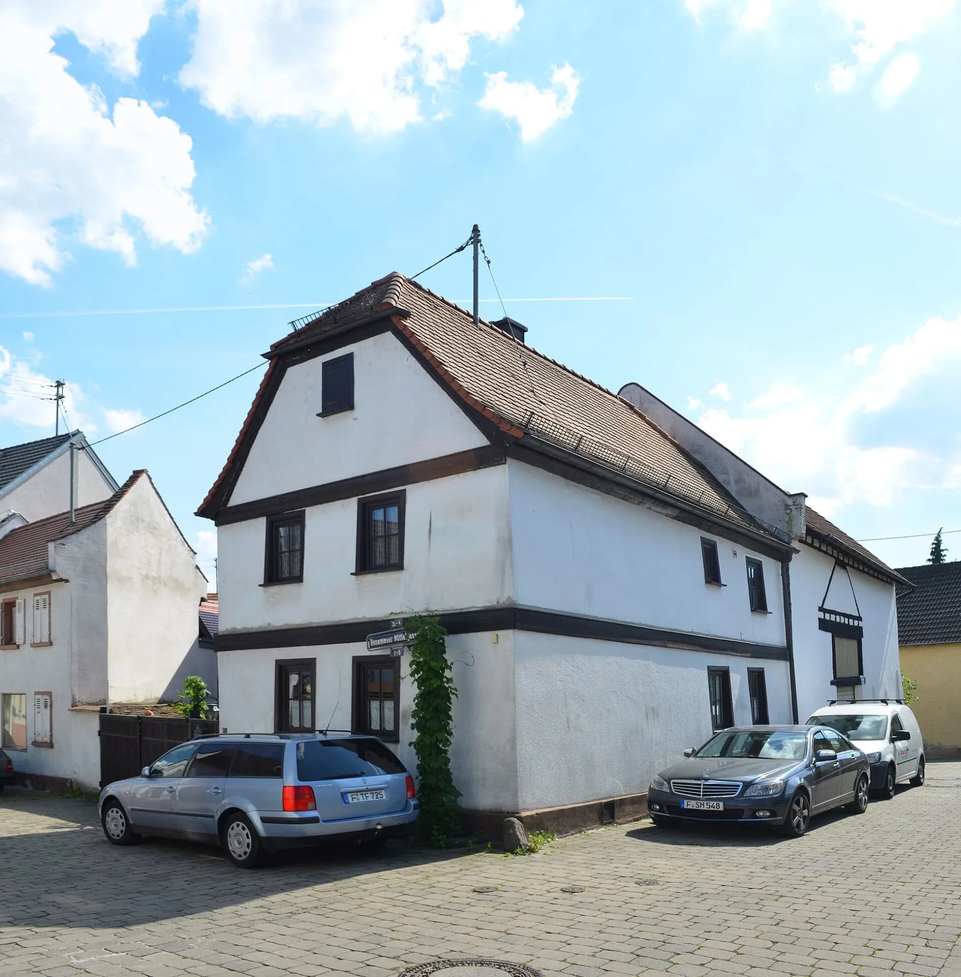 Giebelhaus in der Bonameser Mittelgasse in Frankfurt Bonames