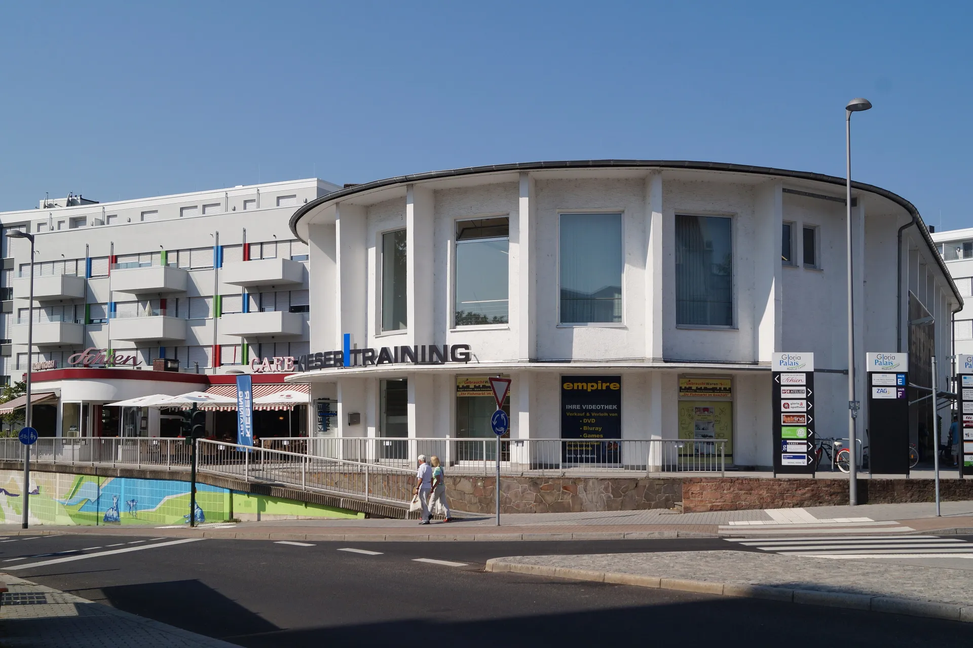 Gloria-Palais an der Nußallee in Hanau