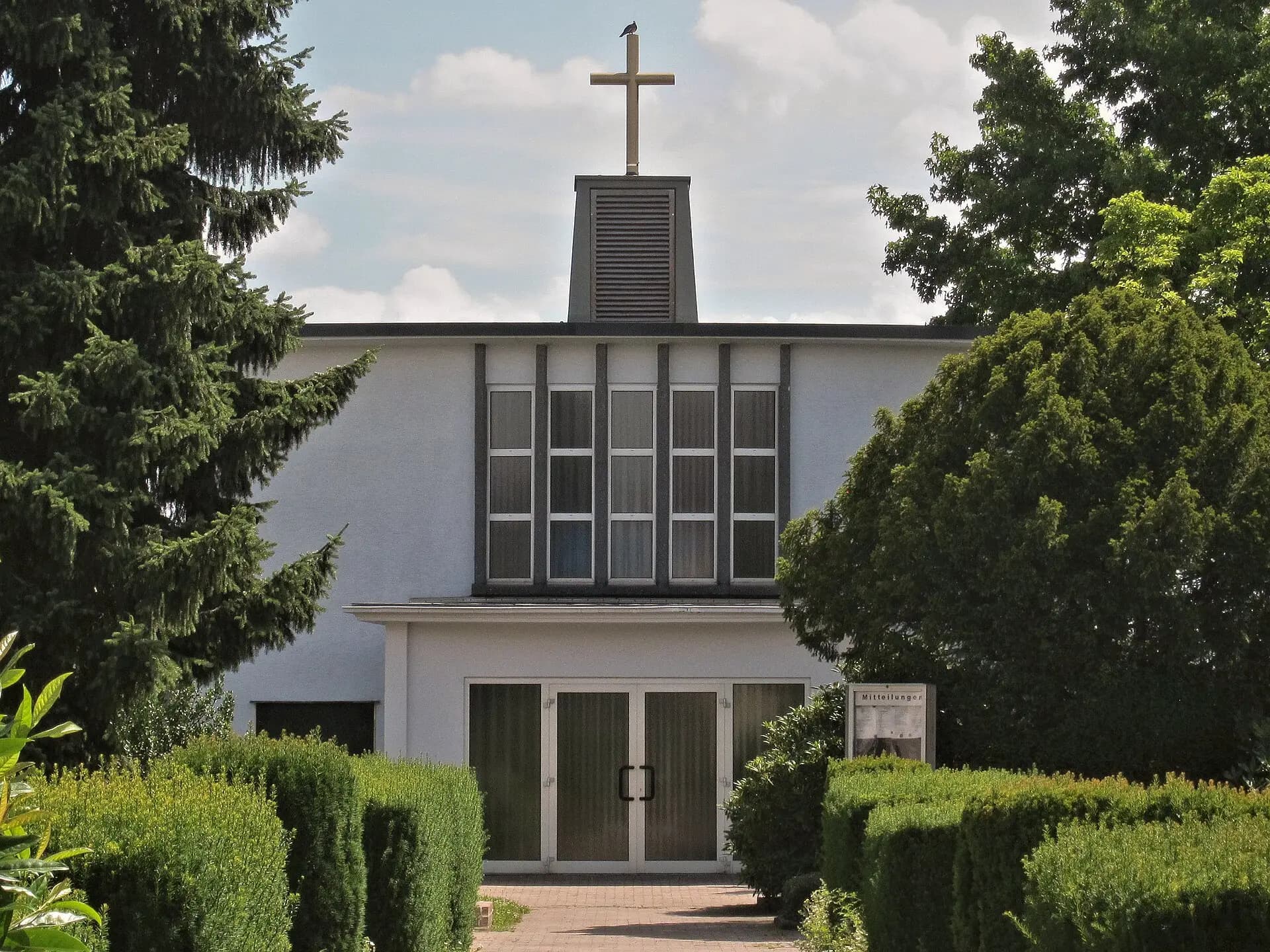 Trauerhalle des Friedhofs in Dreieich-Götzenhain