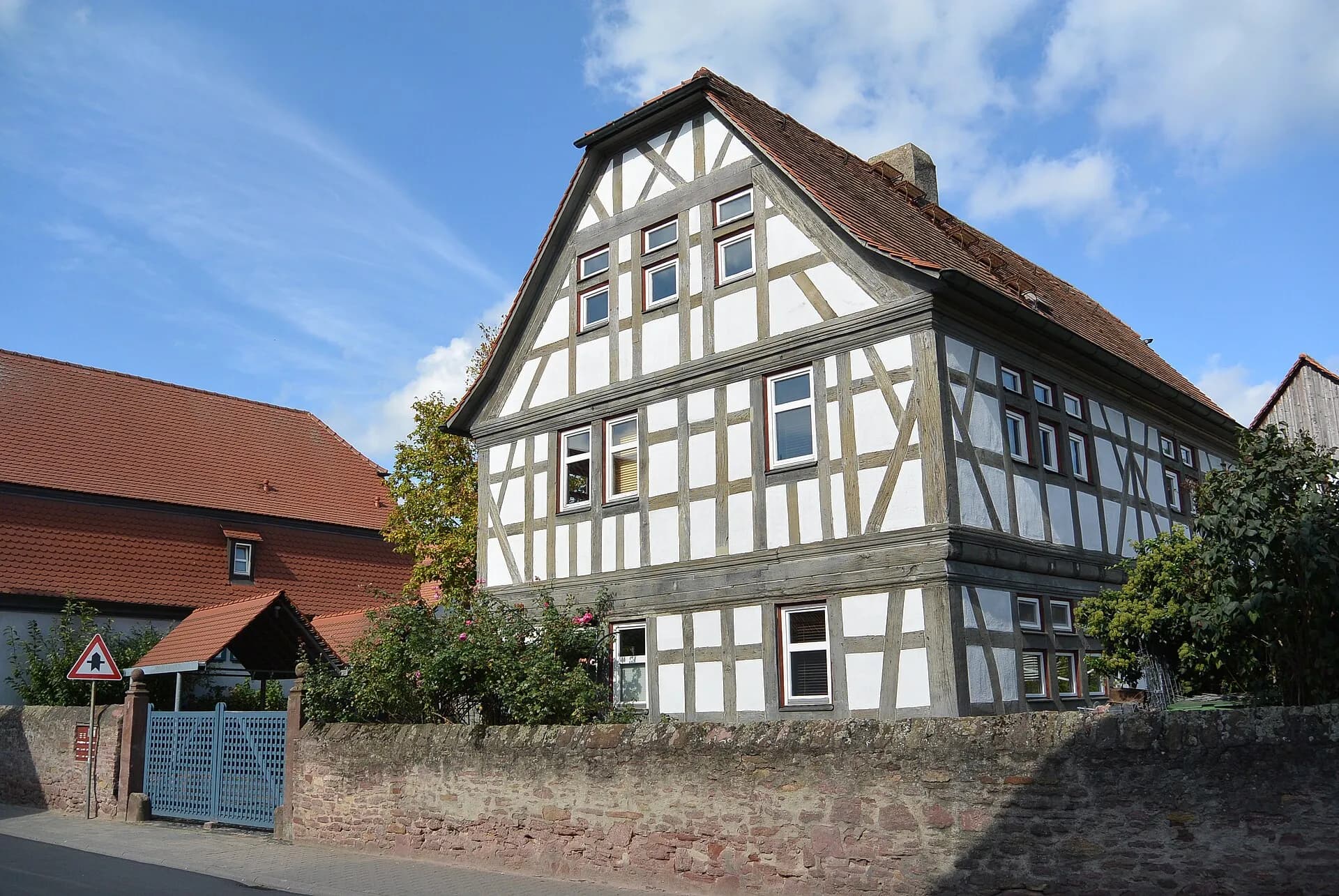 Fachwerkscheune in der Frankfurter Straße in Weiterstadt-Gräfenhausen