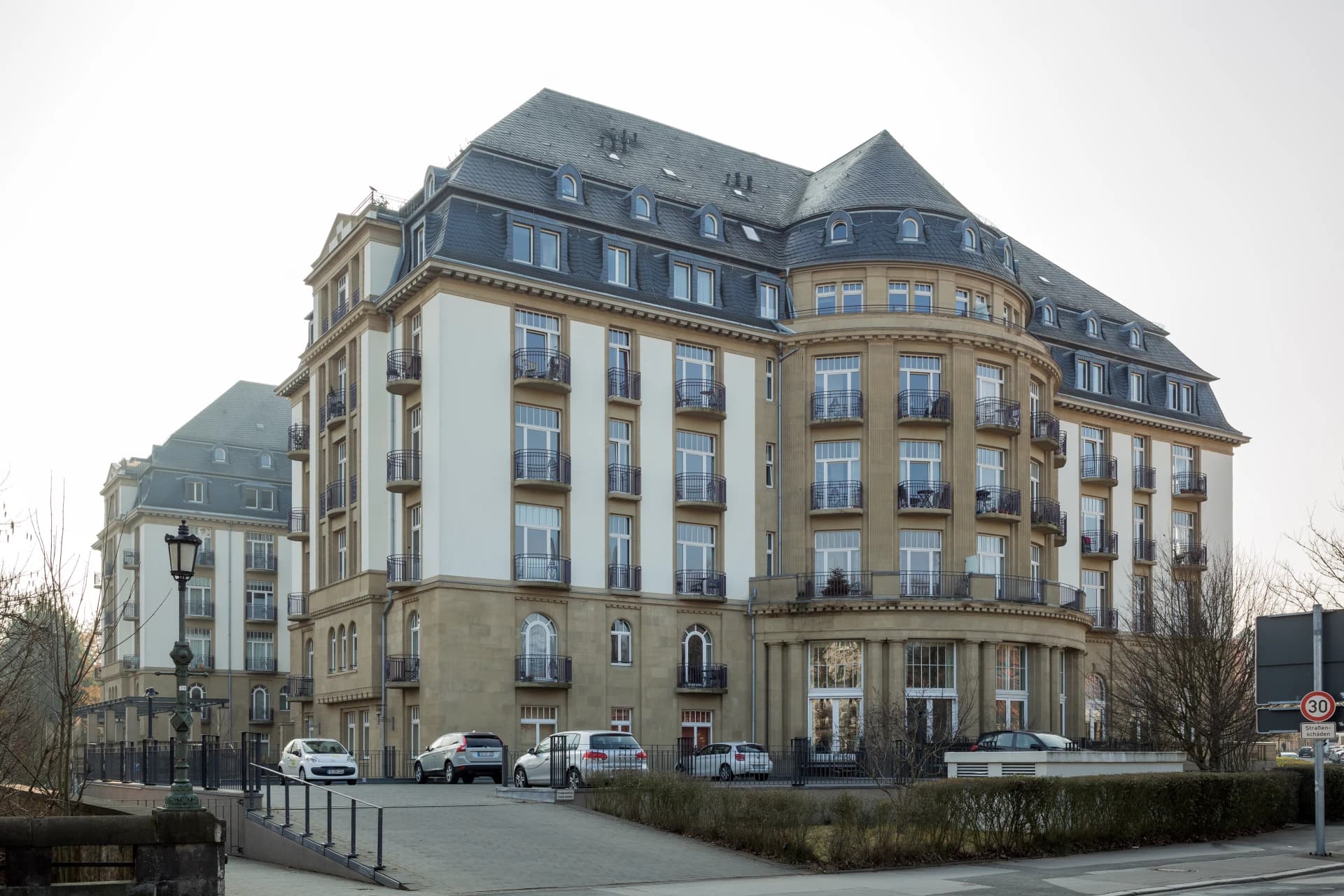 Parkseite des Grand Hotels in Bad Nauheim
