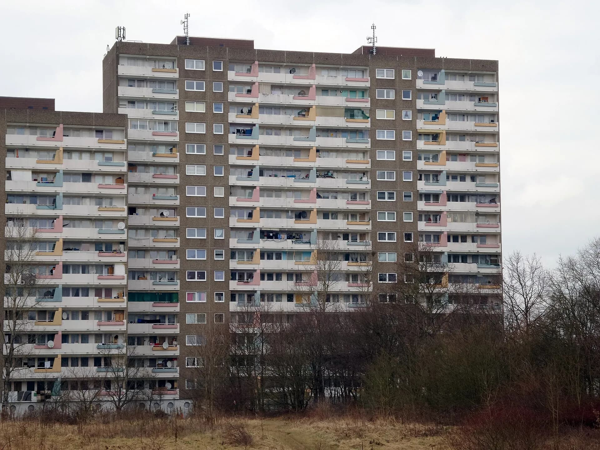 Wohnhochhaus an der Gruberstraße in Darmstadt-Kranichstein