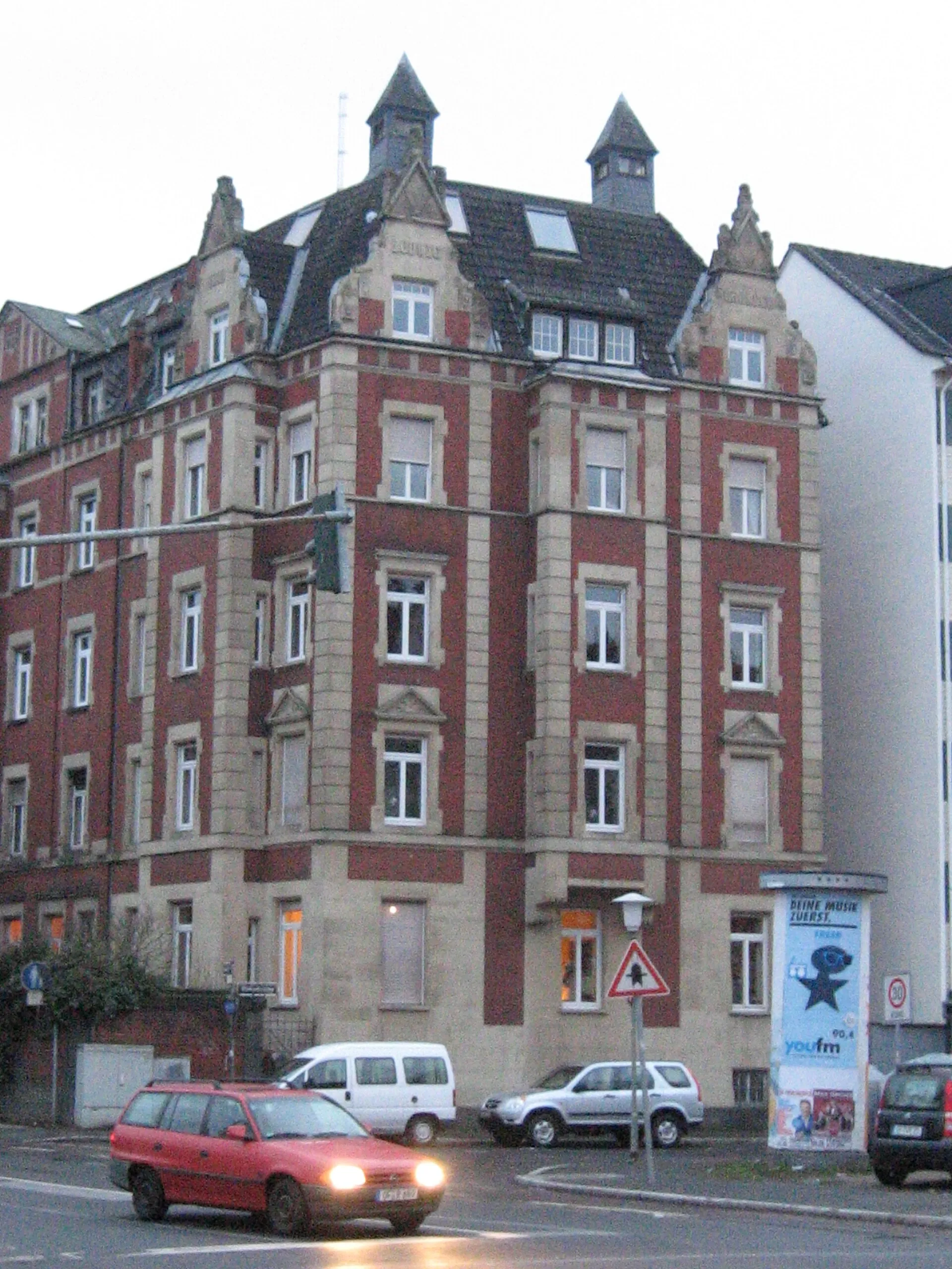 Gründerzeitliches Eckhaus am Odenwaldring in Offenbach-Musikerviertel