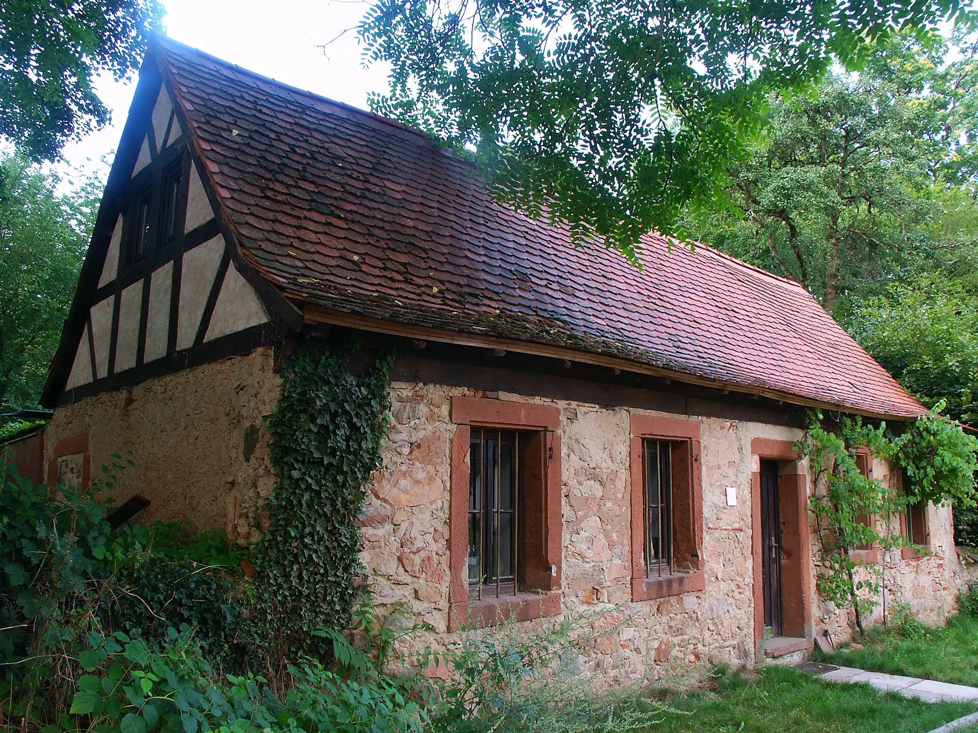 Günderrode-Haus auf Hof Trages in Freigericht