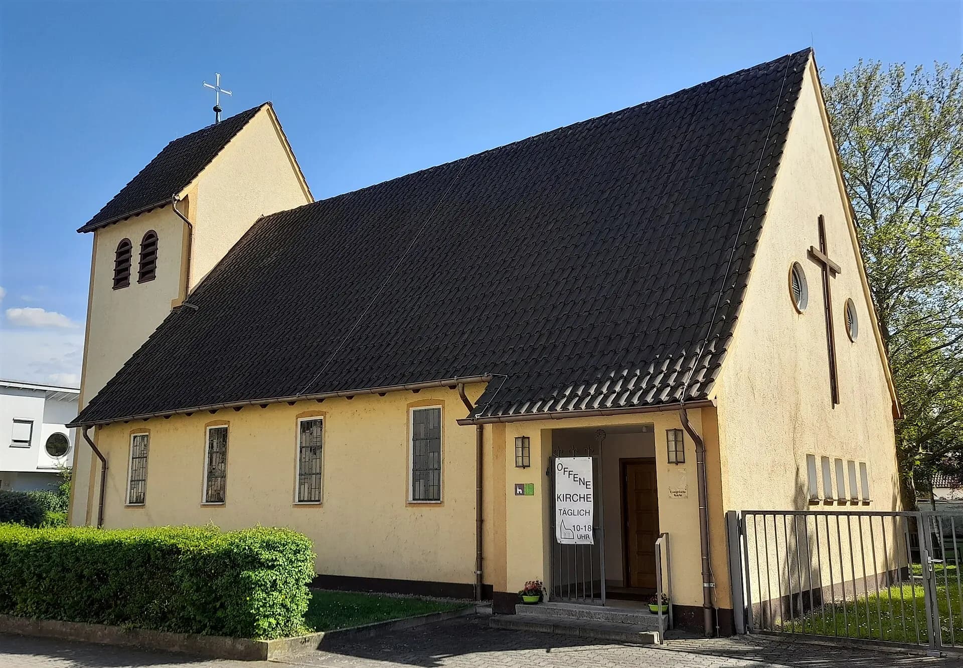 Evangelische Gustav-Adolf-Kirche in Hainburg-Klein-Krotzenburg