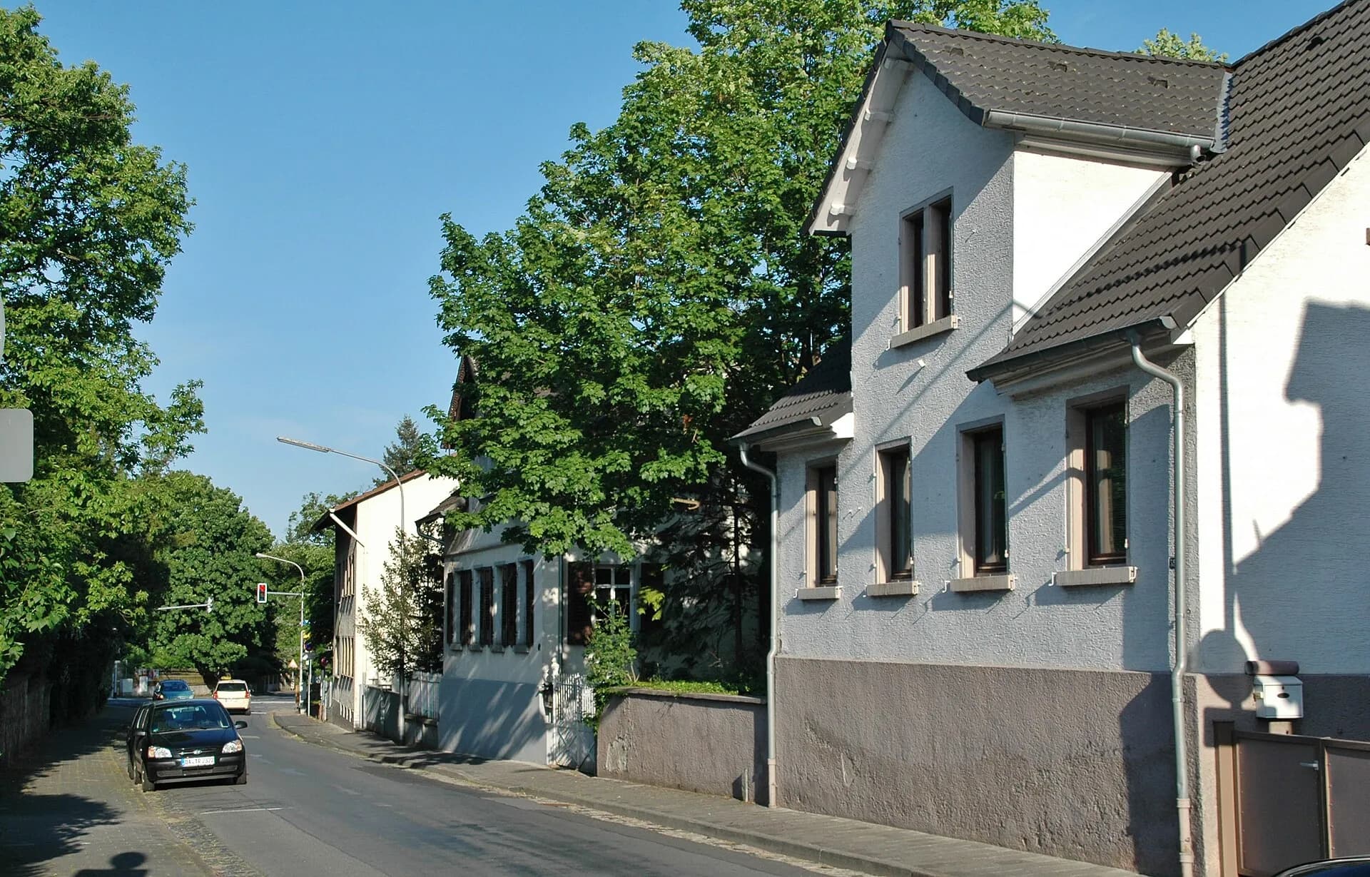 Häuserzeile in der Hauptstraße im Ortsteil Jugenheim in Seeheim-Jugenheim