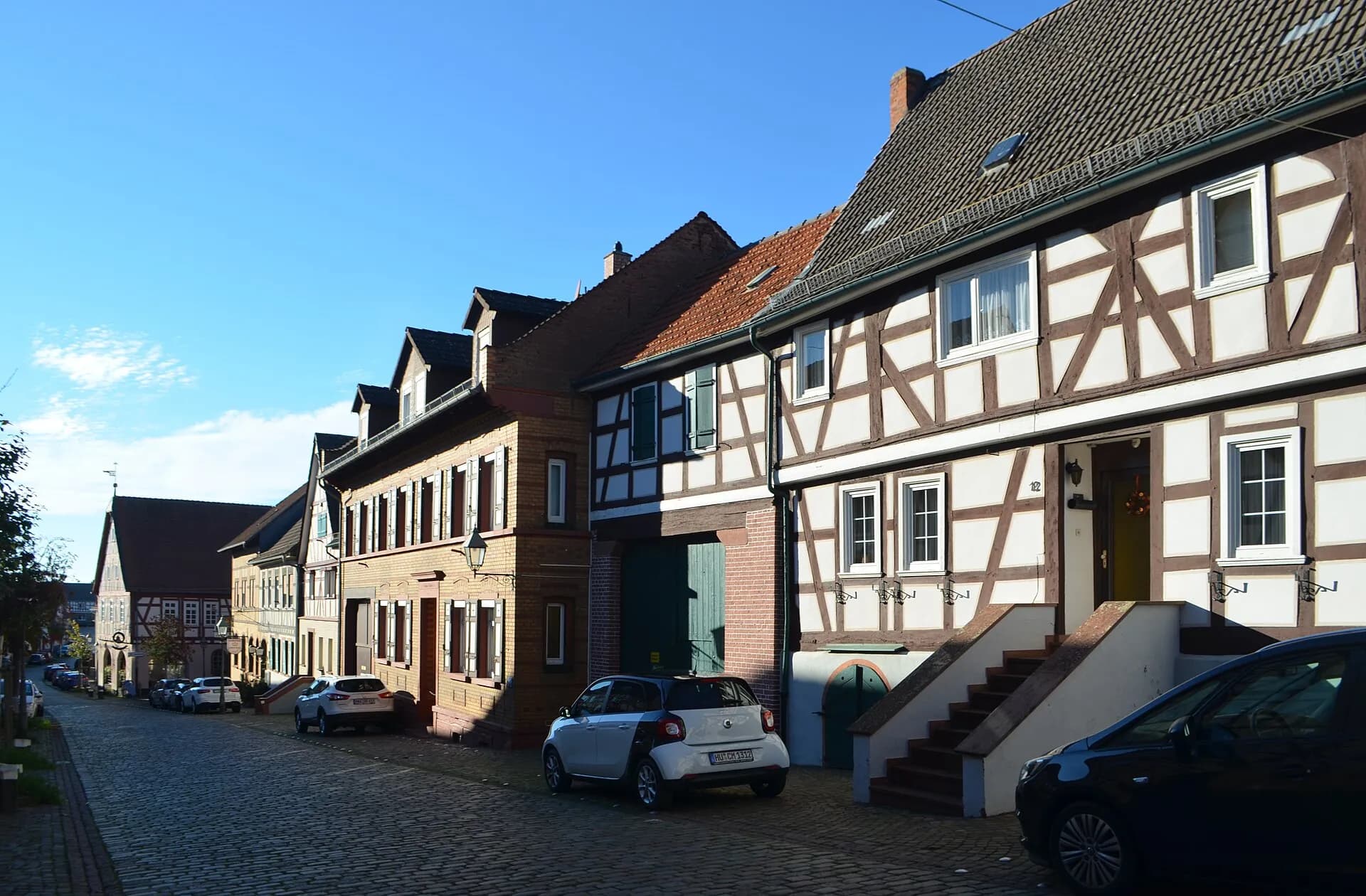 Fachwerkzeile Hauptstraße 12 bis 20 in Maintal-Hochstadt