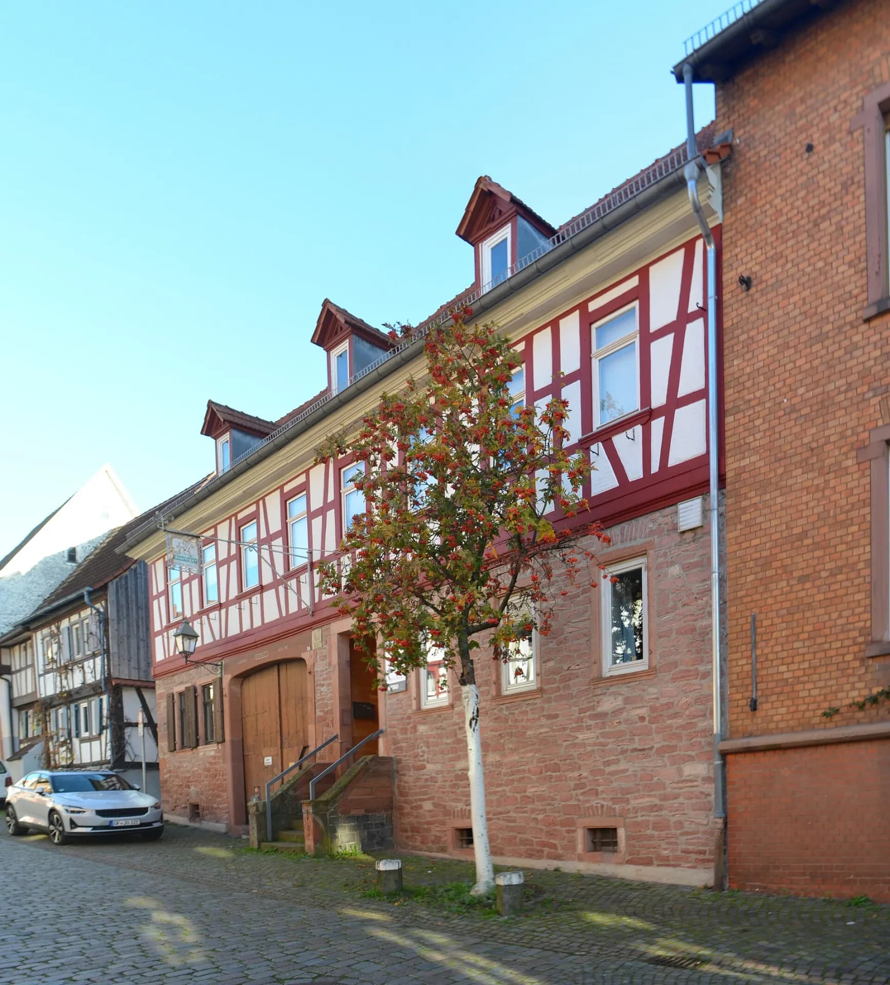 Straßenzug an der Hauptstraße 21 in Maintal-Hochstadt