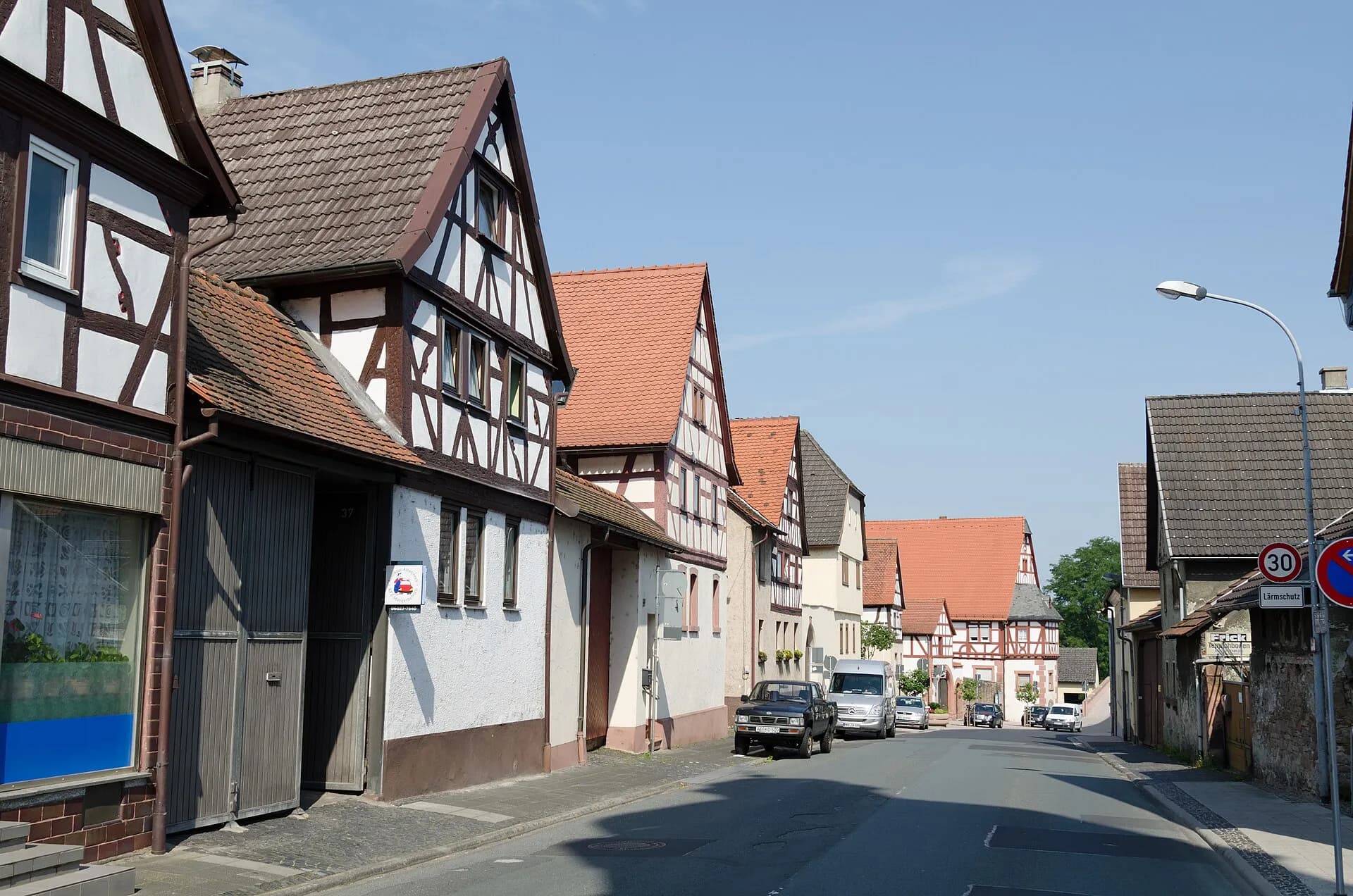 Fachwerkgiebel an der Hauptstraße in Stockstadt am Main