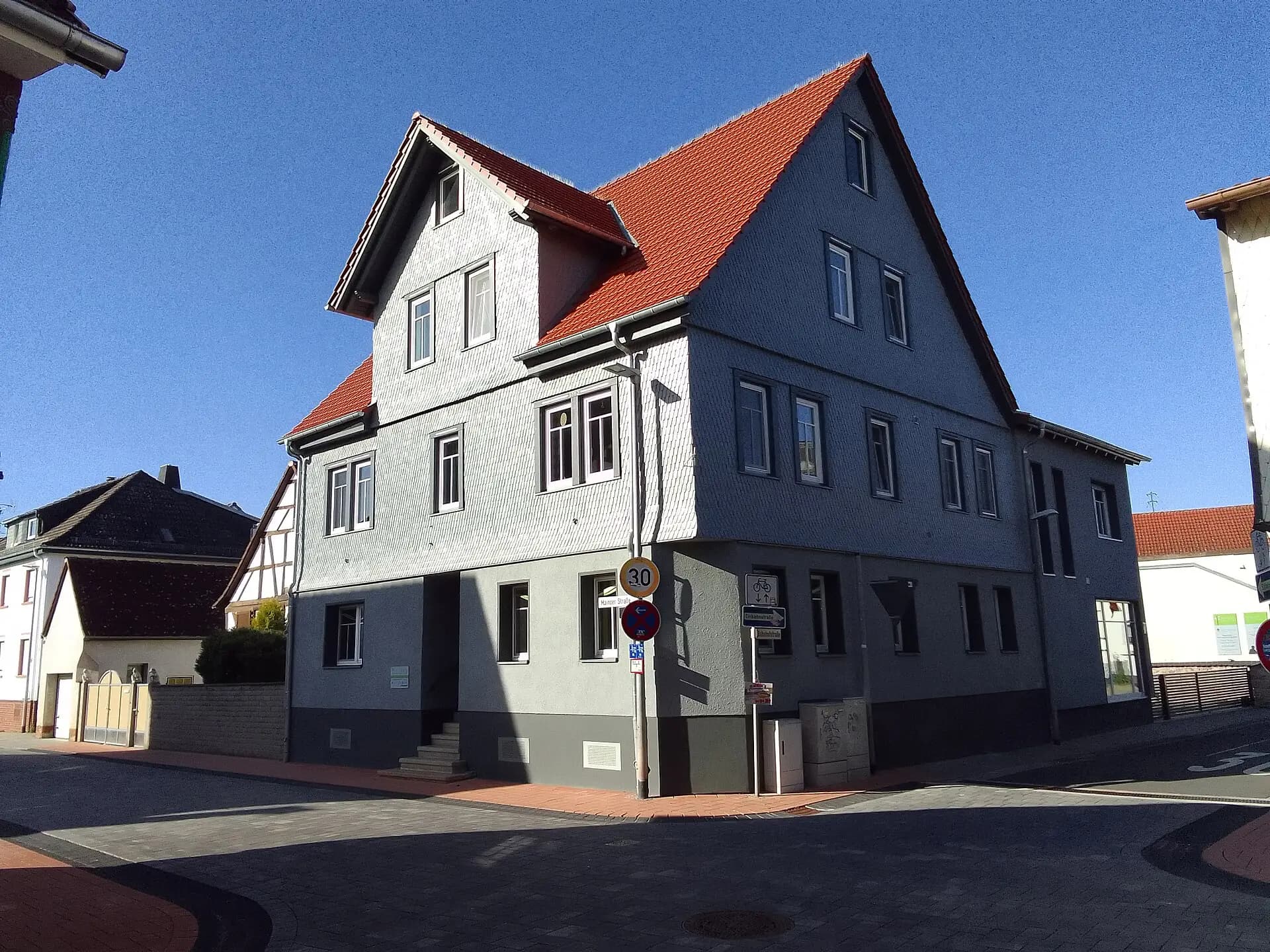 Wohnhaus Bahnhofstraße 2 in Dreieich-Offenthal