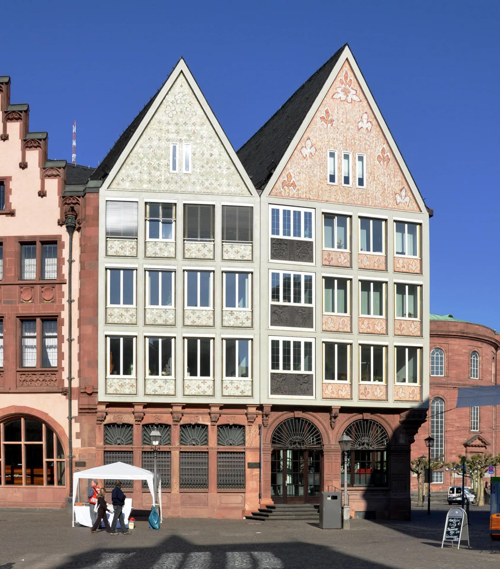 Haus Frauenstein und Salzhaus am Römerberg in der Frankfurter Altstadt
