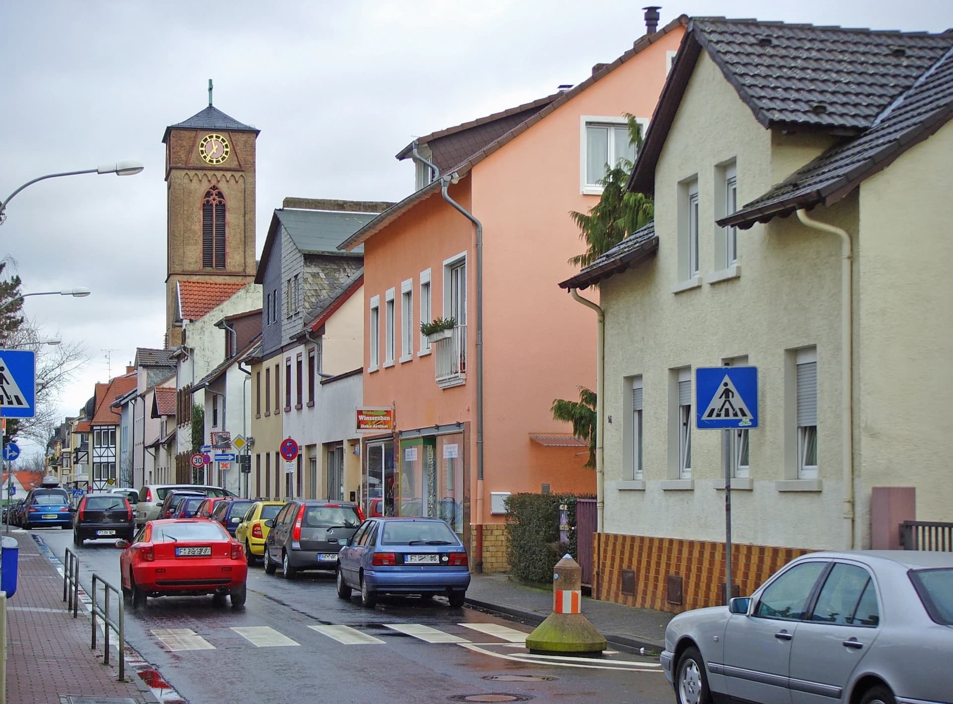 Kirchstraße in Frankfurt Heddernheim