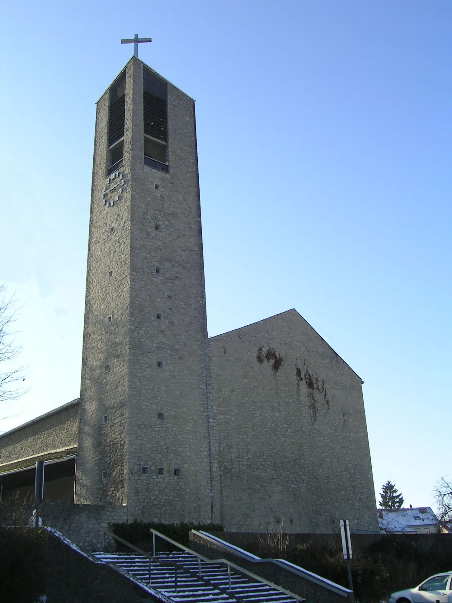 Heilig-Geist-Kirche im Stadtteil Heilsberg in Bad Vilbel