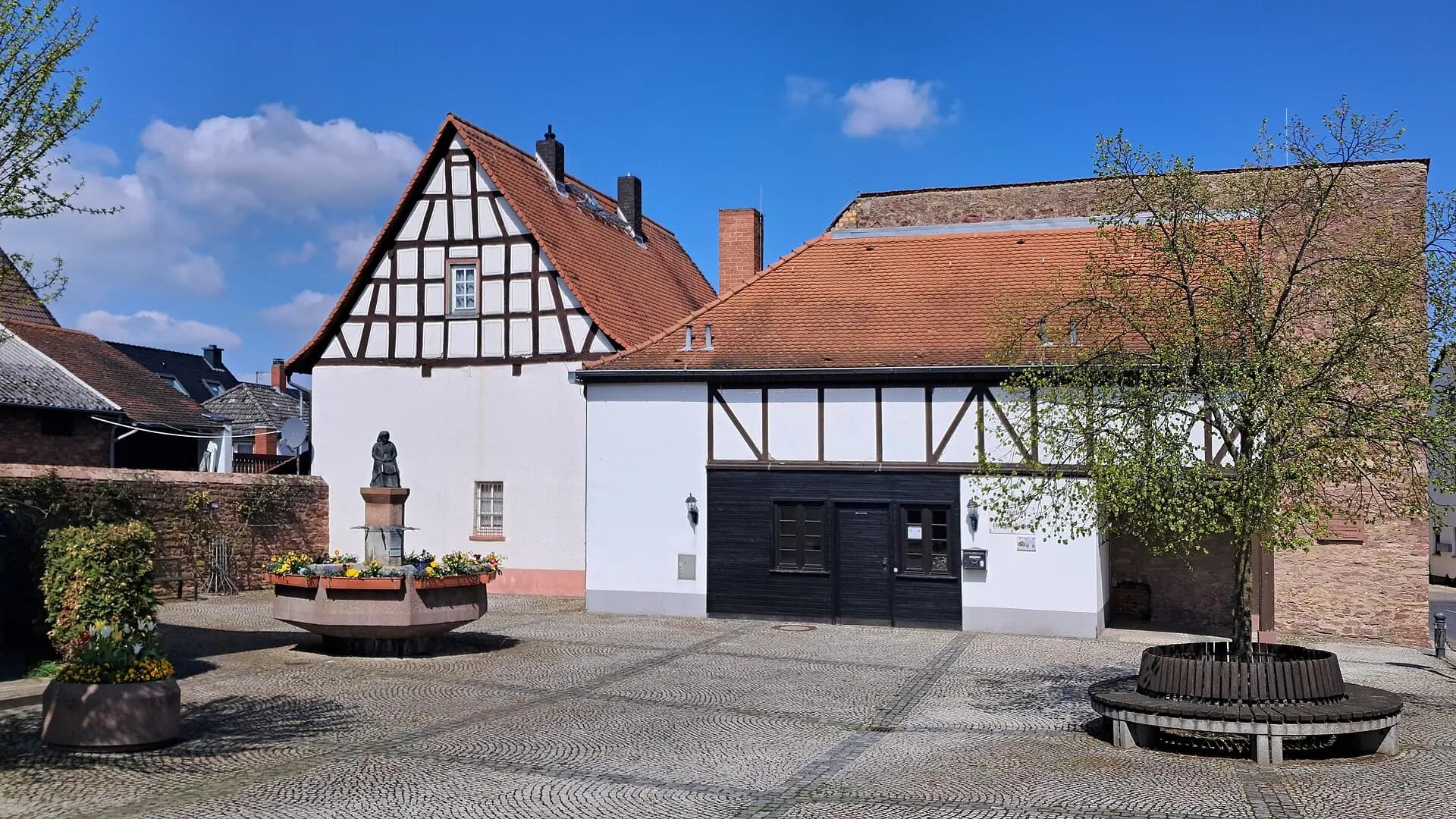 Platz vor dem Heimatmuseum in Egelsbach
