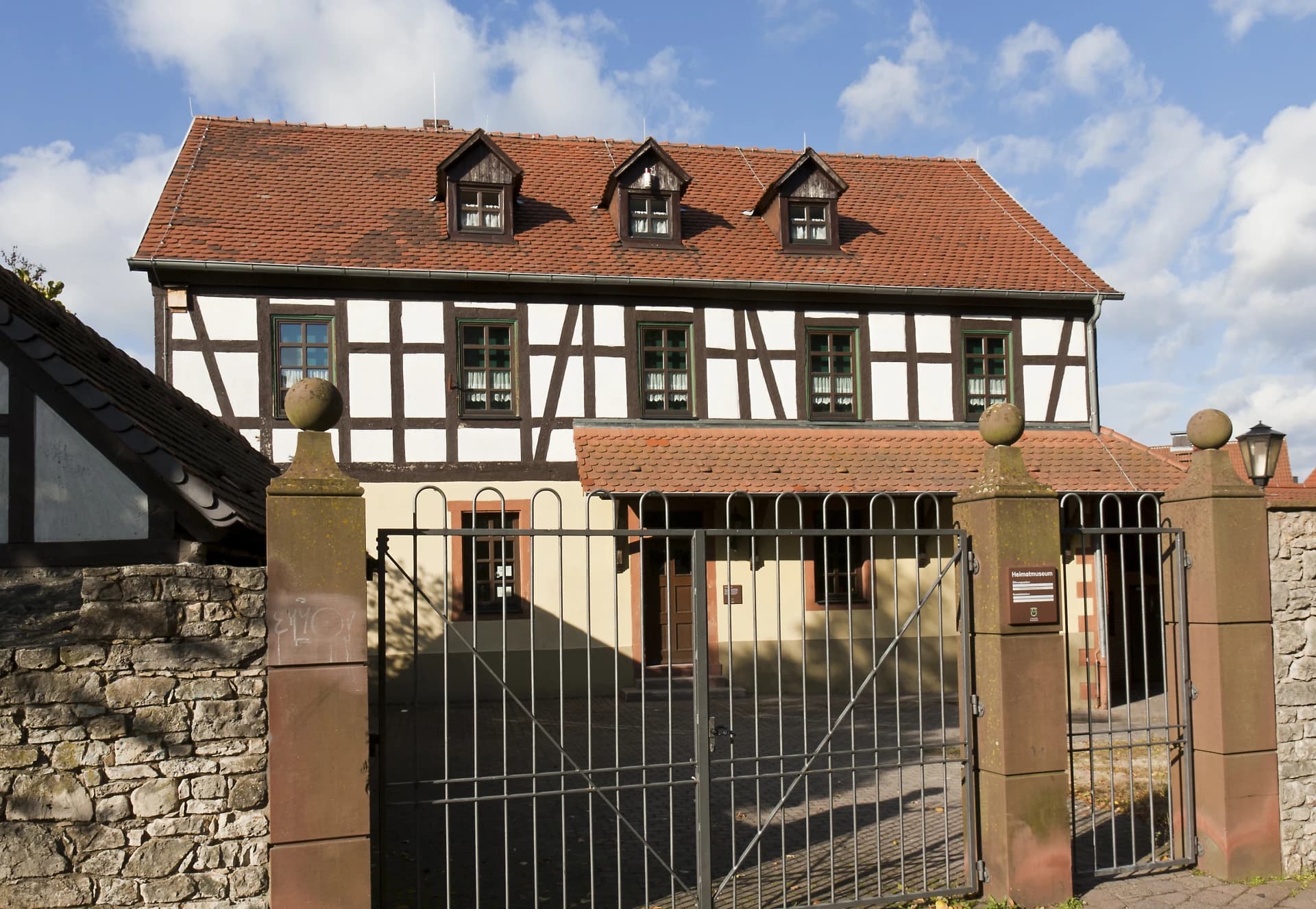 Heimatmuseum im Fachwerkhaus von 1717 in der Kirchstraße in Rodenbach