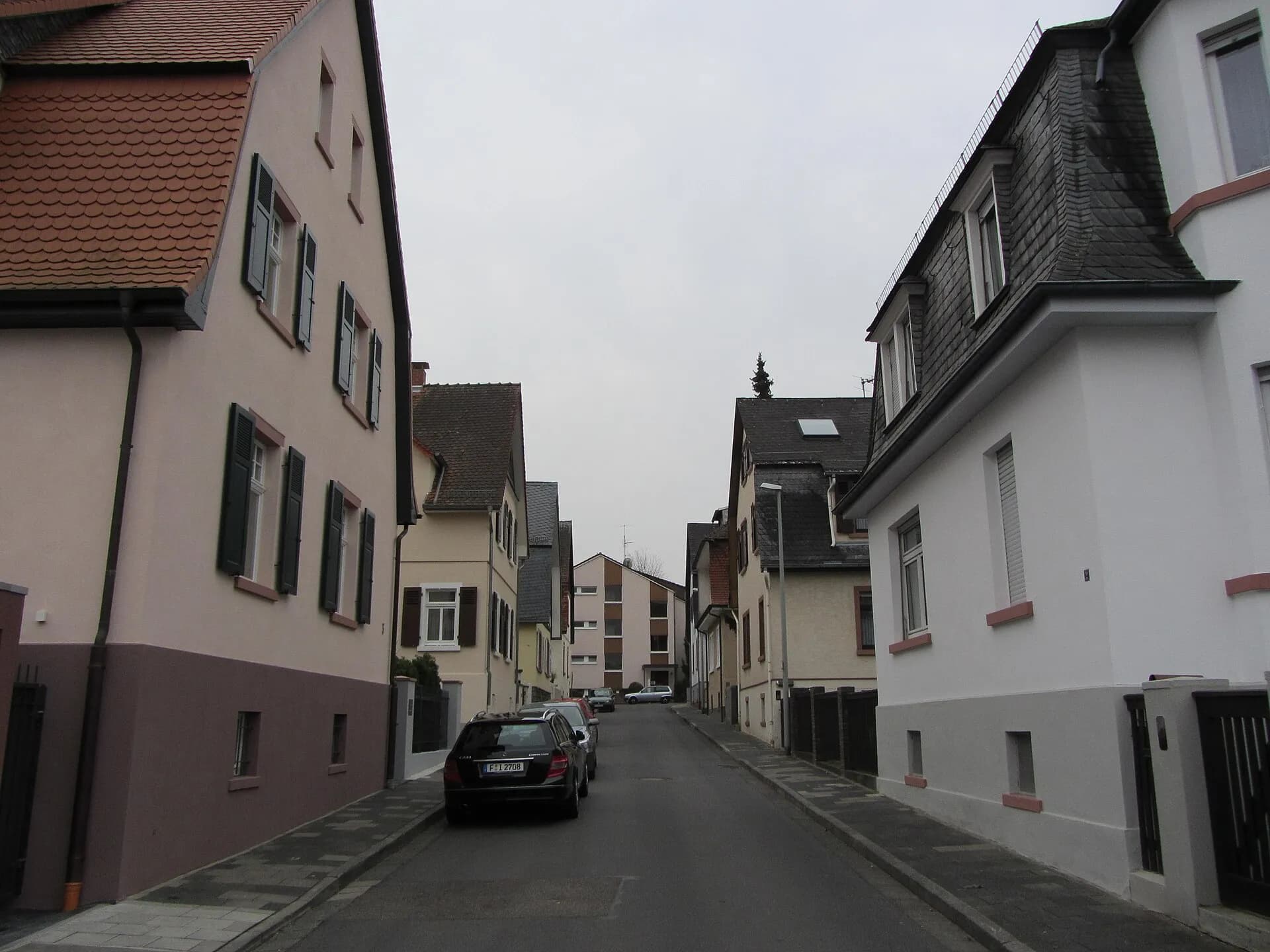 Straßenzug in der Heinrichstraße in Bad Soden am Taunus