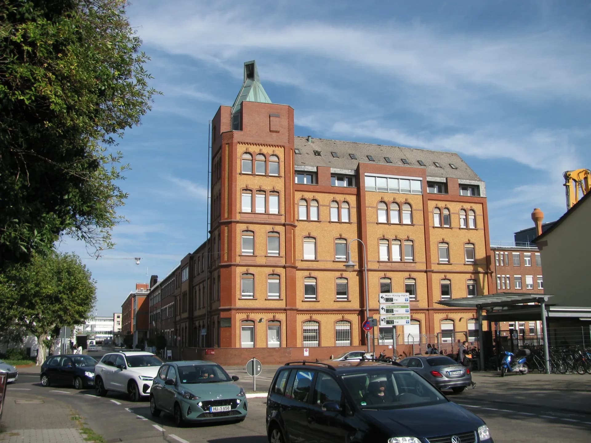 Historisches Fabrikgebäude an der Heraeusstraße in Hanau