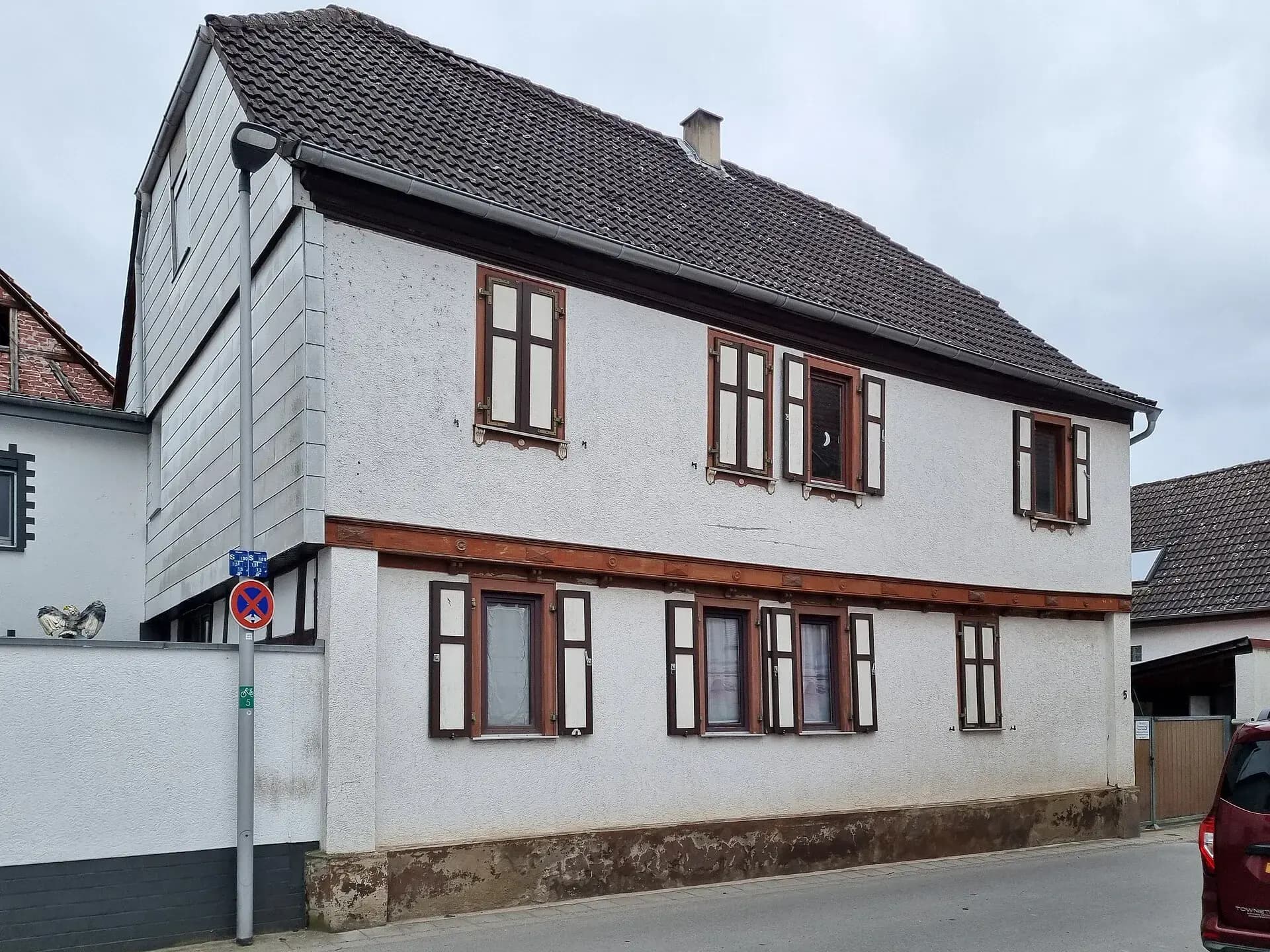 Fachwerkhaus in der Bahnhofstraße 5 in Babenhausen-Hergershausen