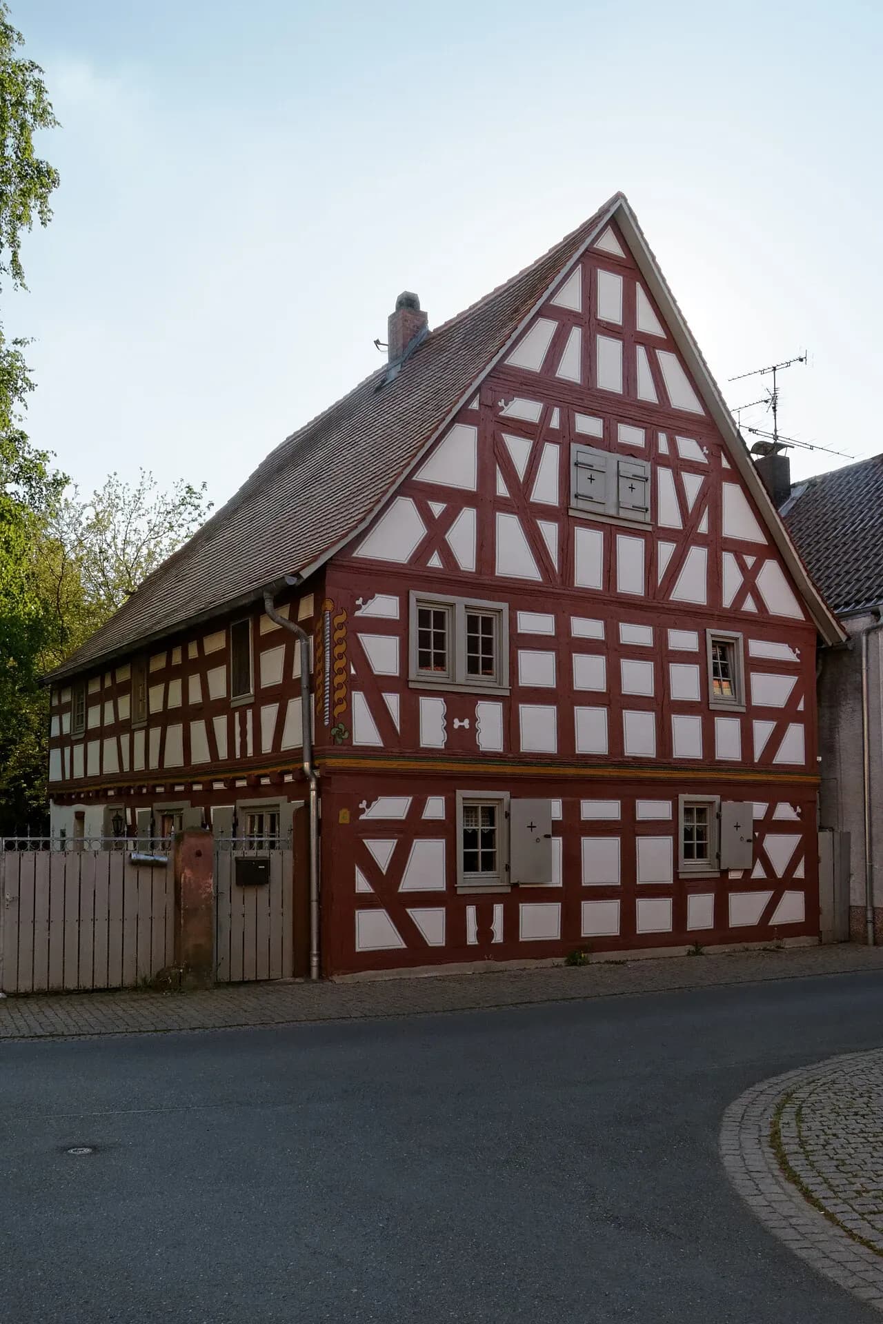 Fachwerkhaus in der Rodgaustraße 6 in Babenhausen-Hergershausen