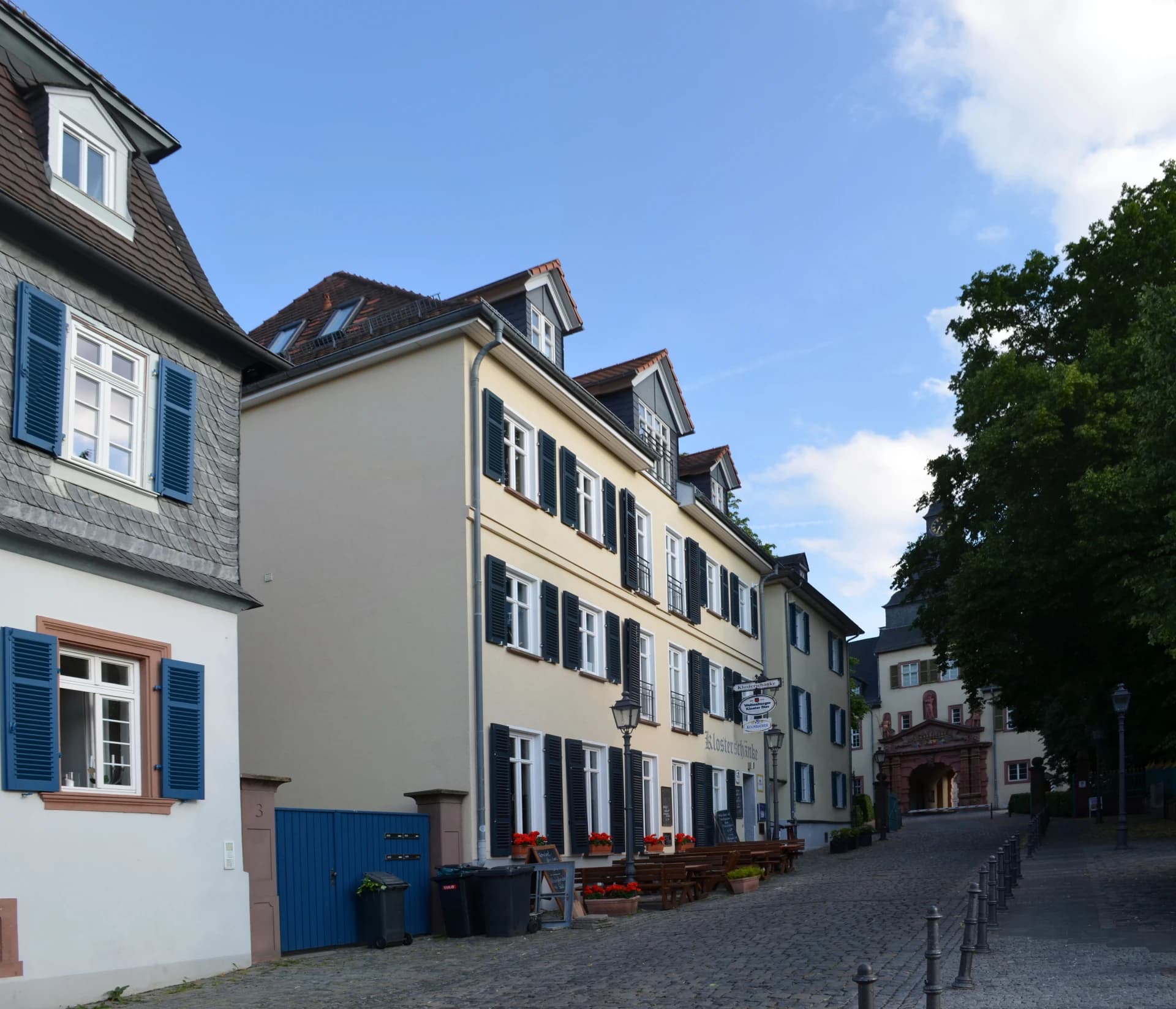 Herrngasse mit Klosterschänke in Bad Homburg