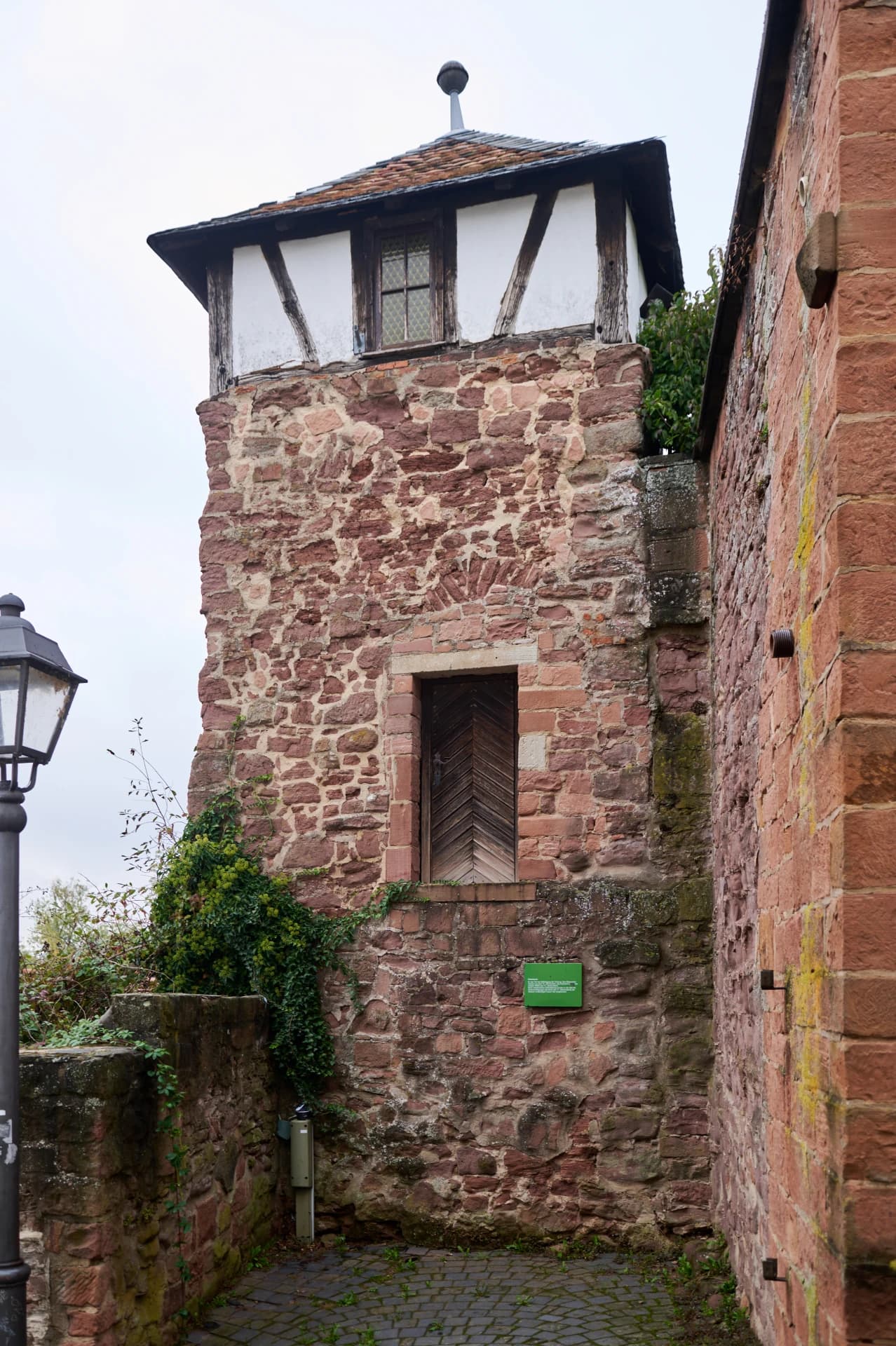 Hexenturm an der Schlossbergstraße in Nidderau-Windecken