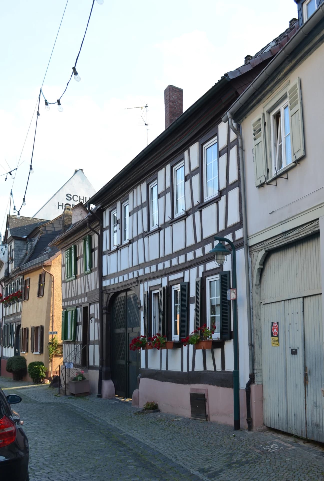 Fachwerkzeile in der Hintergasse 7 in Hochheim am Main